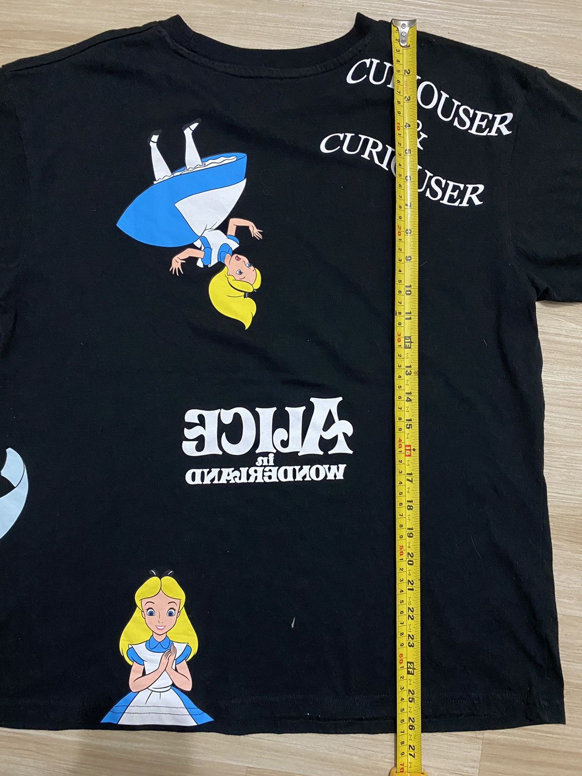 Cartoon Network × Disney × Vintage Alice In Wonderland Fullprint Size US S / EU 44-46 / 1 - 7 Thumbnail