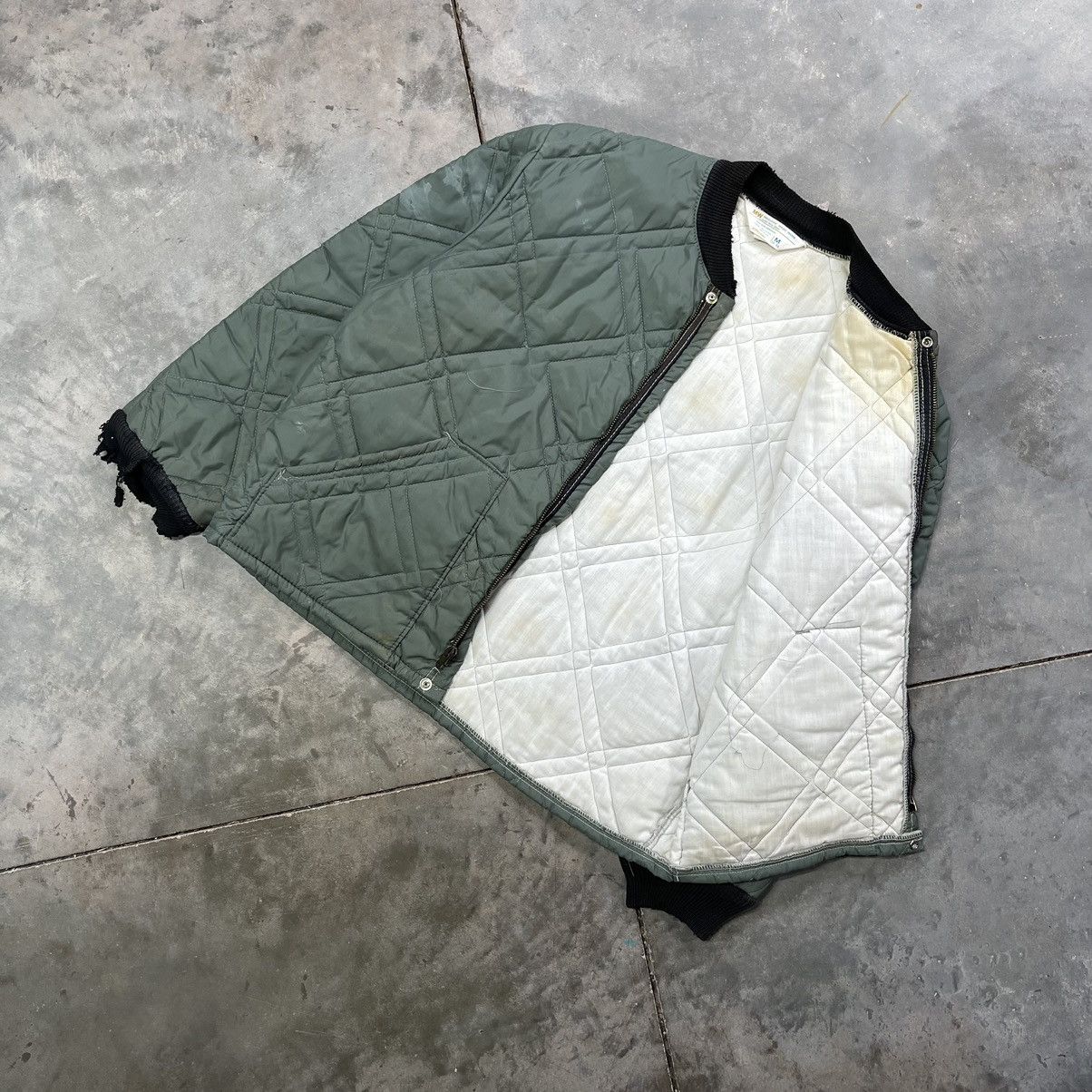 JCPenney × Vintage Vintage JC Penney Quilted Liner Jacket Thrashed 70s Size US M / EU 48-50 / 2 - 5 Thumbnail