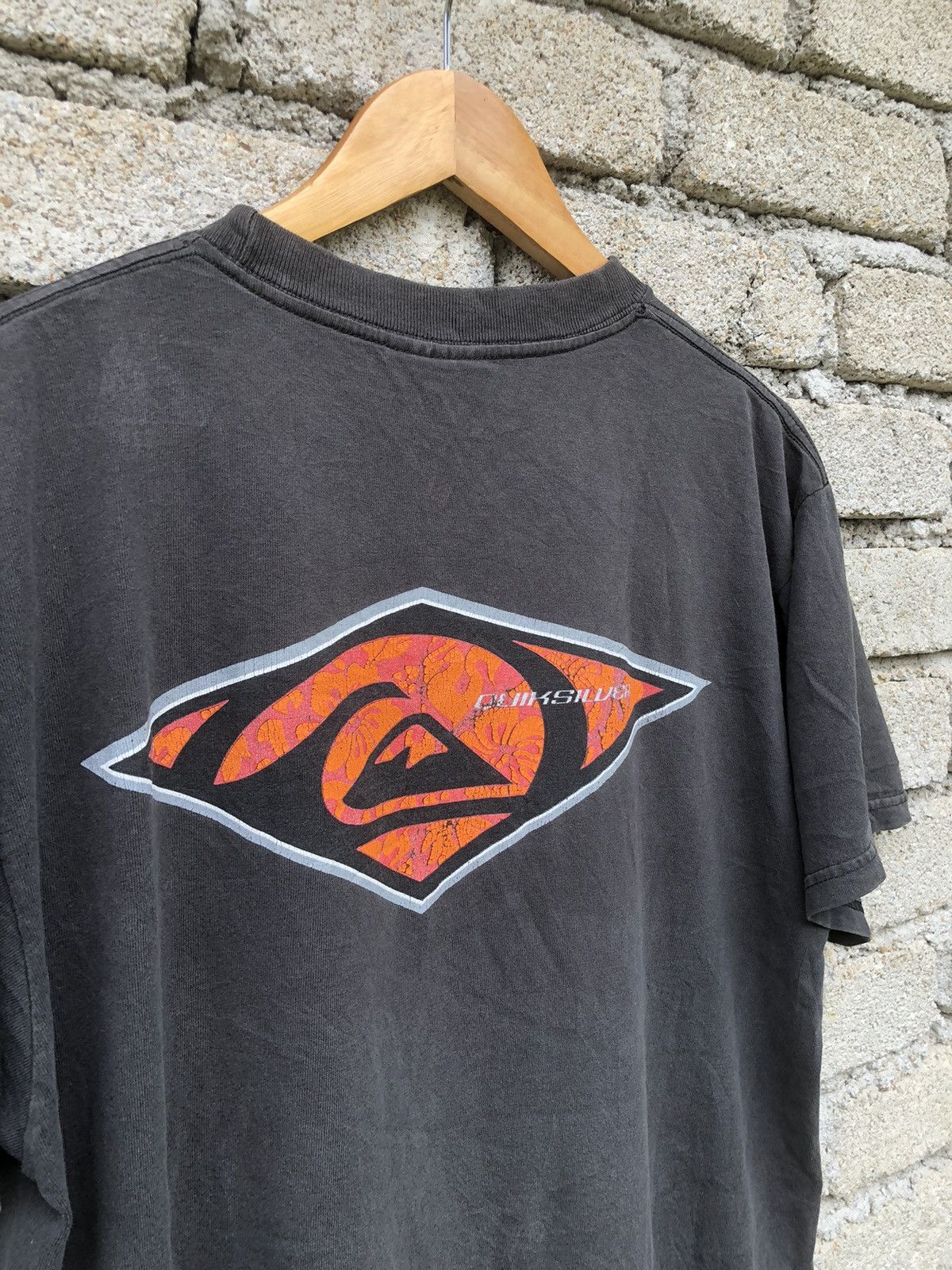 Quiksilver × Vintage Vintage Beauty Sunfaded 90s Quiksilver Big Logo Backhit Tee Size US L / EU 52-54 / 3 - 5 Thumbnail