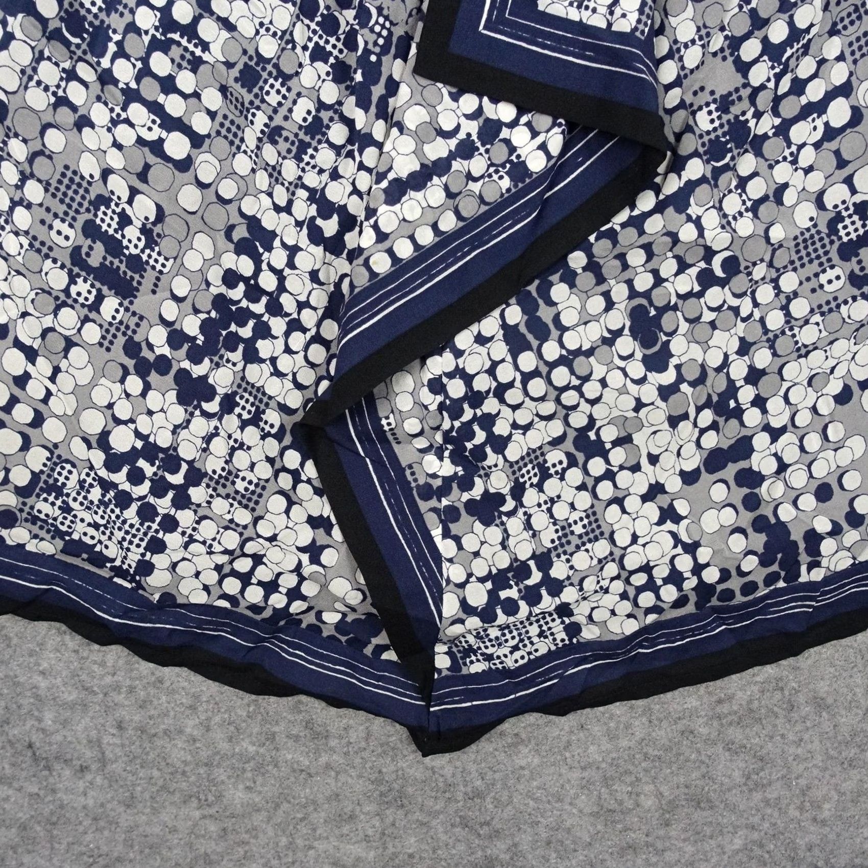 Vintage VINTAGE Classiques Entier Tank Top Womens XS Blue Silk Polka Dot Camisole Lined Size XS / US 0-2 / IT 36-38 - 4 Thumbnail