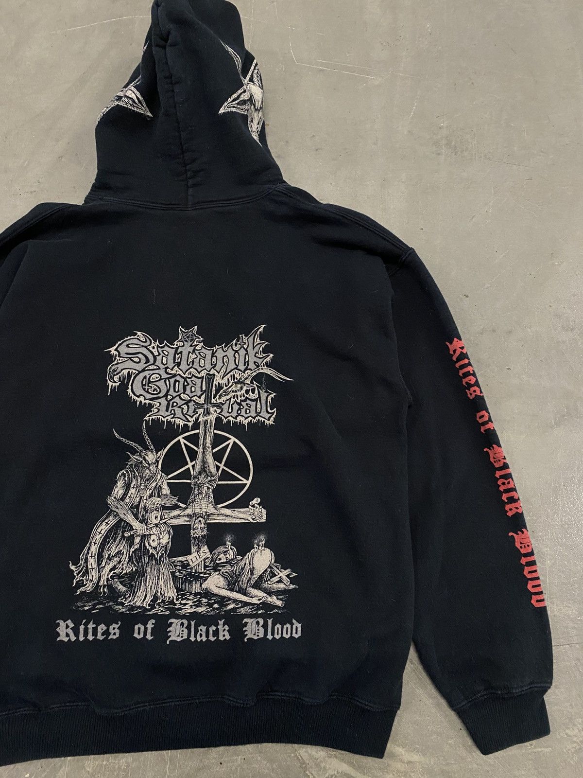 Vintage Vintage satanik goat ritual hoodie dark metal erd goth evil Size US L / EU 52-54 / 3 - 3 Thumbnail
