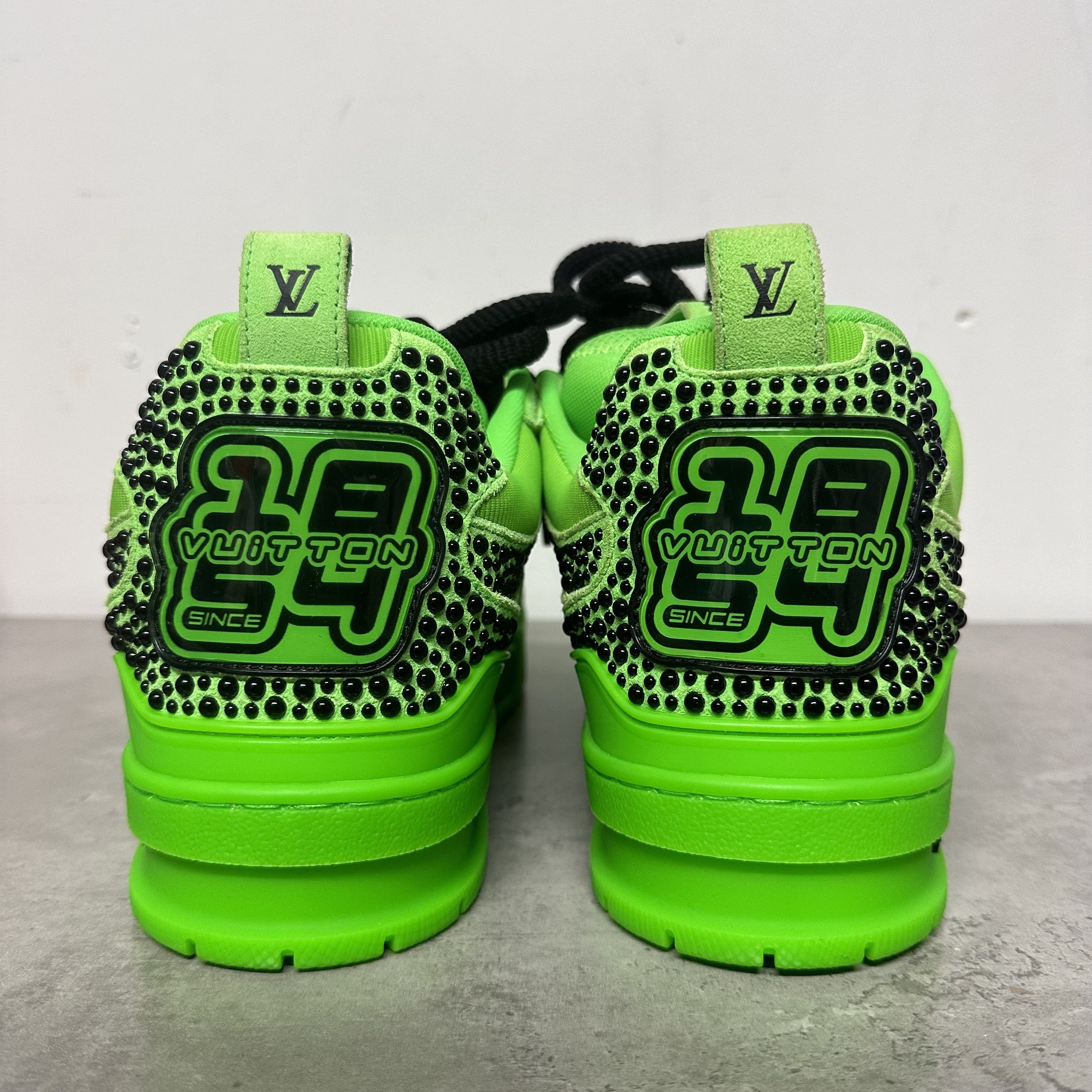 Louis Vuitton Louis Vuitton Skate US9.5 LV Trainer Mens green trainer Size US 9.5 / EU 42-43 - 5 Thumbnail