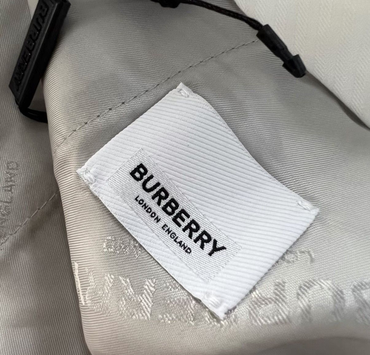 Burberry Burberry Light Grey Dress Pants J41 Size US 34 / EU 50 - 4 Thumbnail