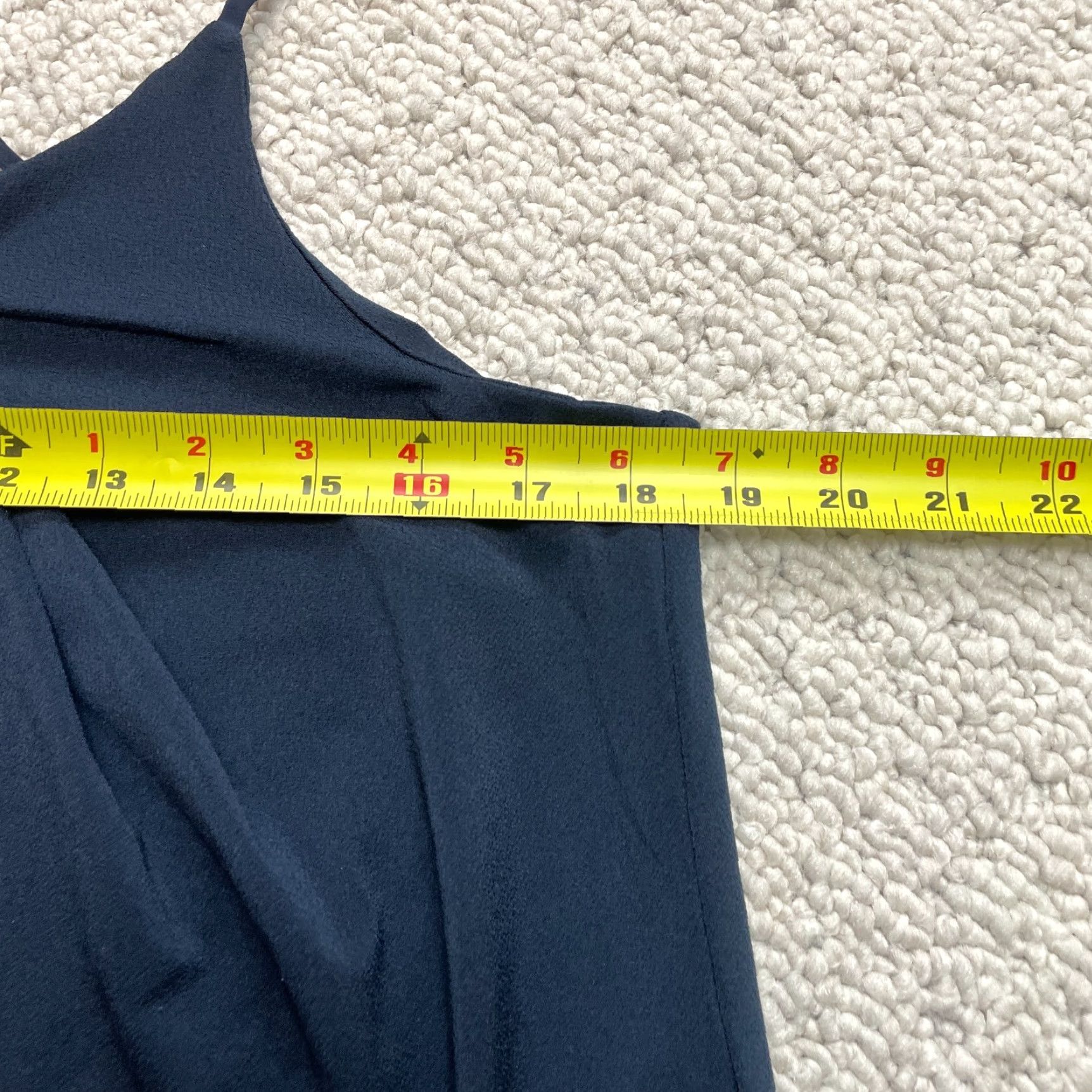 Banana Republic VINTAGE Banana Republic Camisole Tank Top Womens Large Navy Blue Polyester Cami Size L / US 10 / IT 46 - 4 Thumbnail