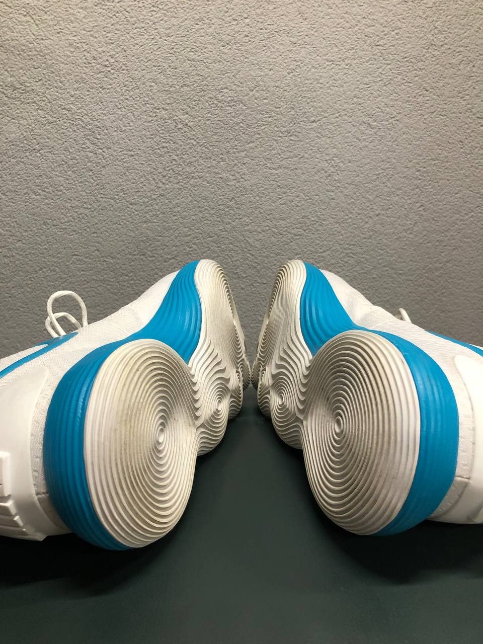 Nike Nike Hyperdunk 2017 mens size US 16,5 / EU 51 / 34,5 cm Size US 15 / EU 48 - 8 Thumbnail