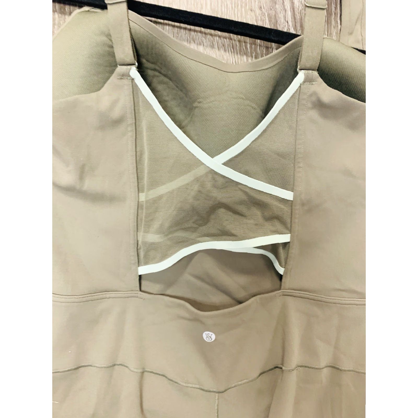 Victoria's Secret Victoria’s Secret VSX Cross-Back Flare Jumpsuit XL Green Women One-Piece Sleeveless Activewear Cross Back Flared Jumpsuit Size 40" / US 18 - 6 Thumbnail