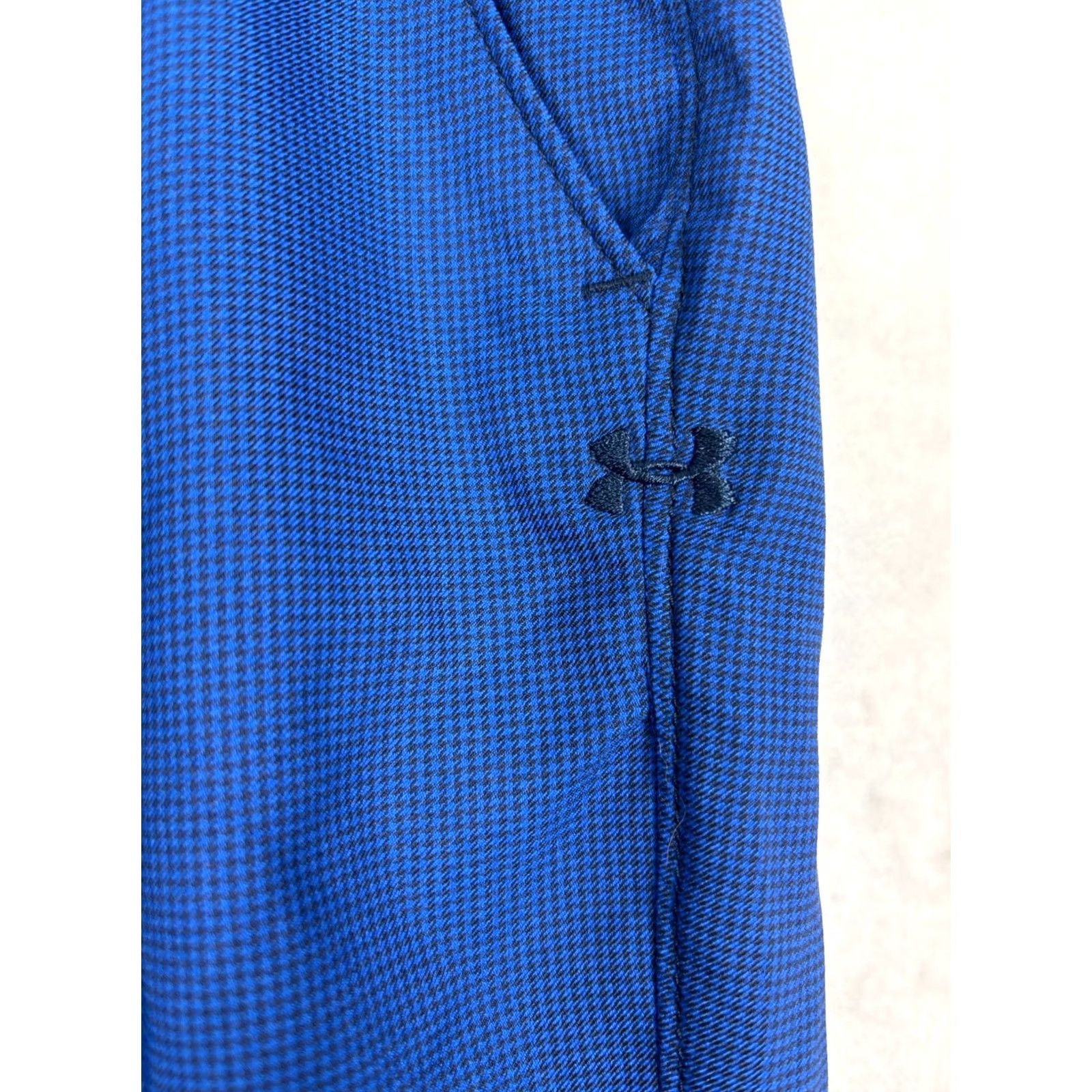 Under Armour Under Armour Golf Pants Loose Fit Activewear Mens 34x27 Blue Check Chino Belted Size US 34 / EU 50 - 2 Thumbnail