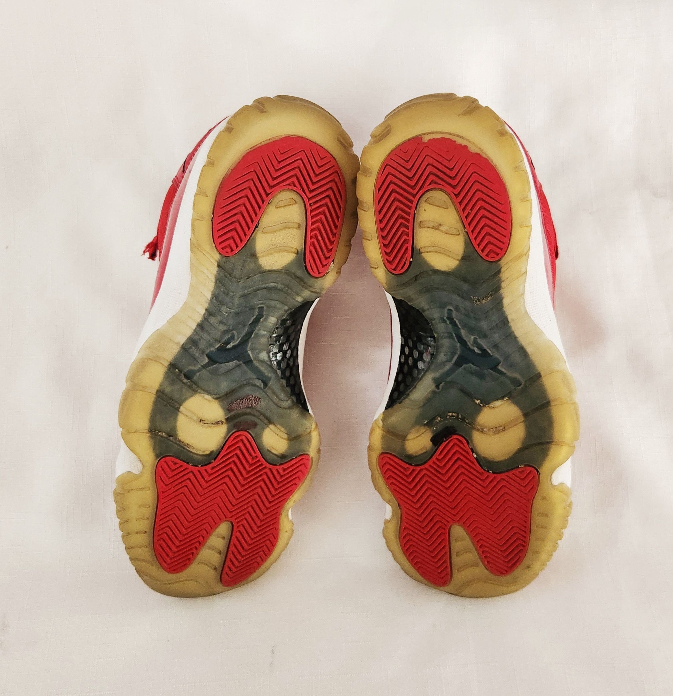 Jordan Brand × Nike Nike Air Jordan 11 XI OG Win Like 96' 378037-623 Size 8.5 Size US 8.5 / EU 41-42 - 11 Thumbnail