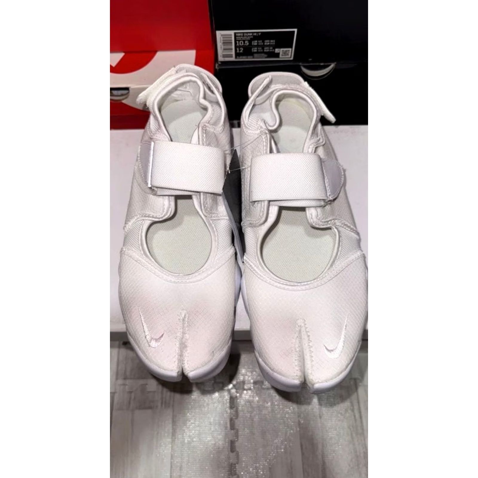 Nike Item Specifications: Brand: Nike Size US 11 / IT 41 - 3 Thumbnail
