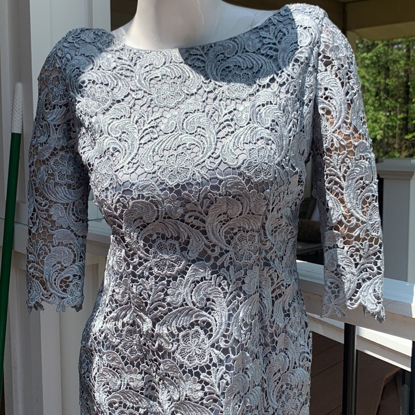 Vintage Eliza J. gray silver lace overlay 3/4 sleeves cocktail dress Size S / US 4 / IT 40 - 4 Thumbnail