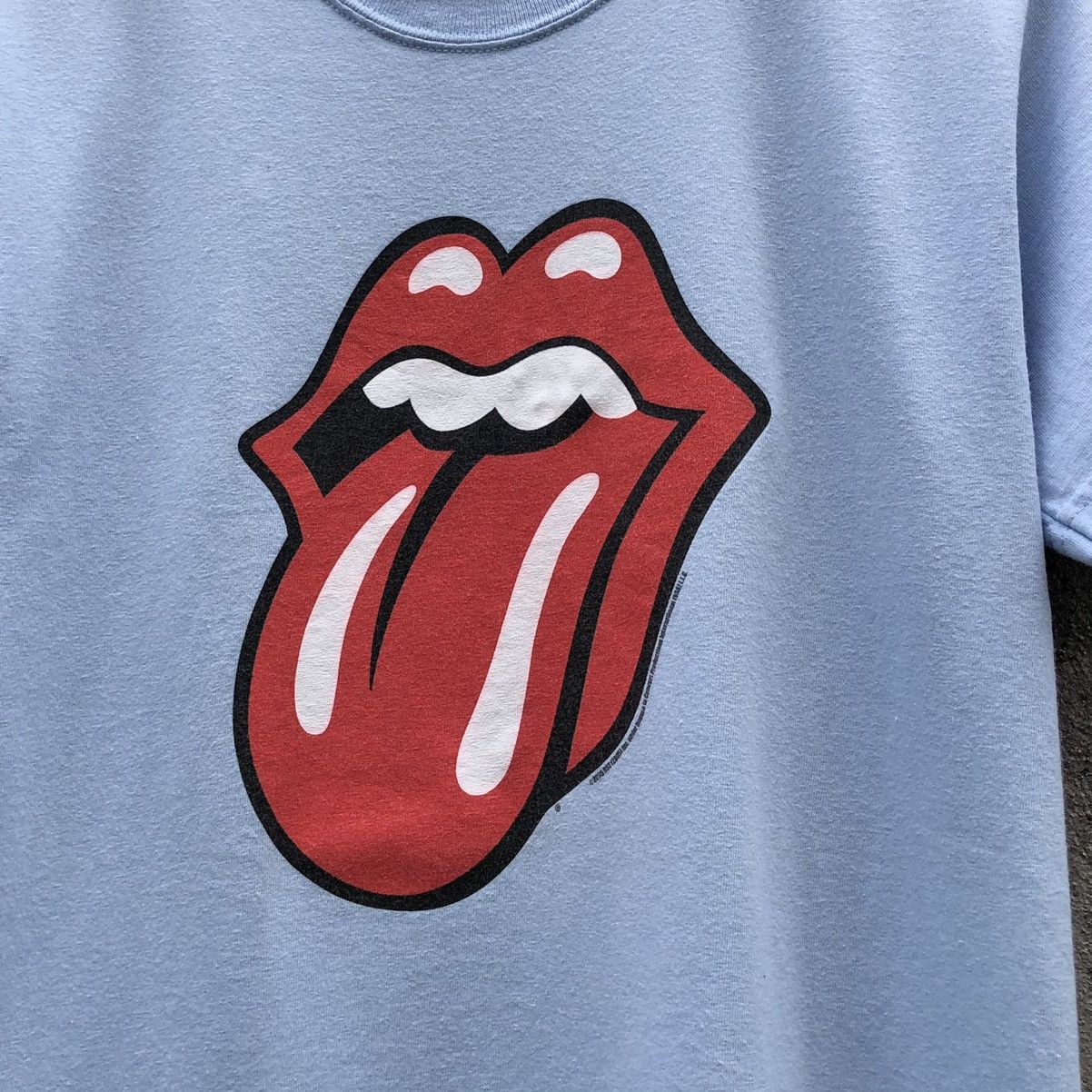 Band Tees Vintage Y2K 2005 Rolling Stone T-Shirt Size US S / EU 44-46 / 1 - 3 Thumbnail