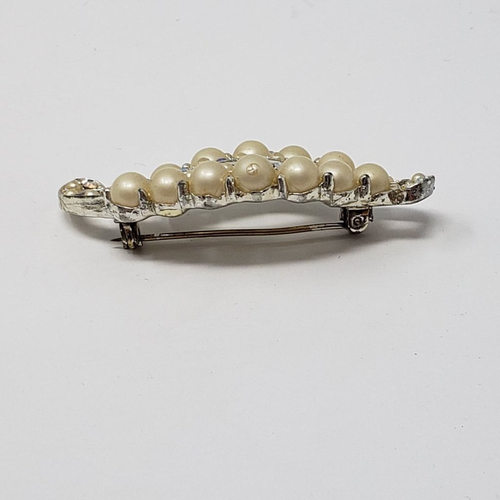 Other Faux Pearl Gold-Tone Rhinestone Gemstone Leaf Shaped Brooch Size ONE SIZE - 6 Thumbnail