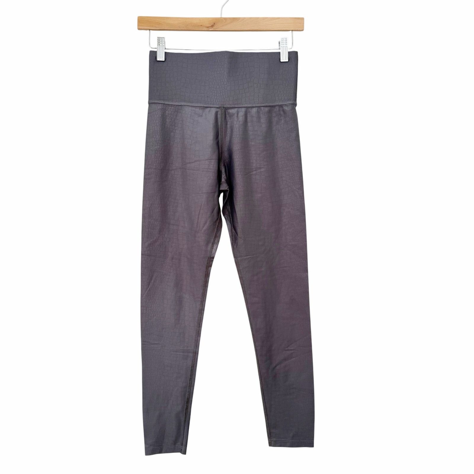 Other Carbon38 Gray Alligator Printed Leggings Sz S Size 27" / US 4 / IT 40 - 1 Thumbnail