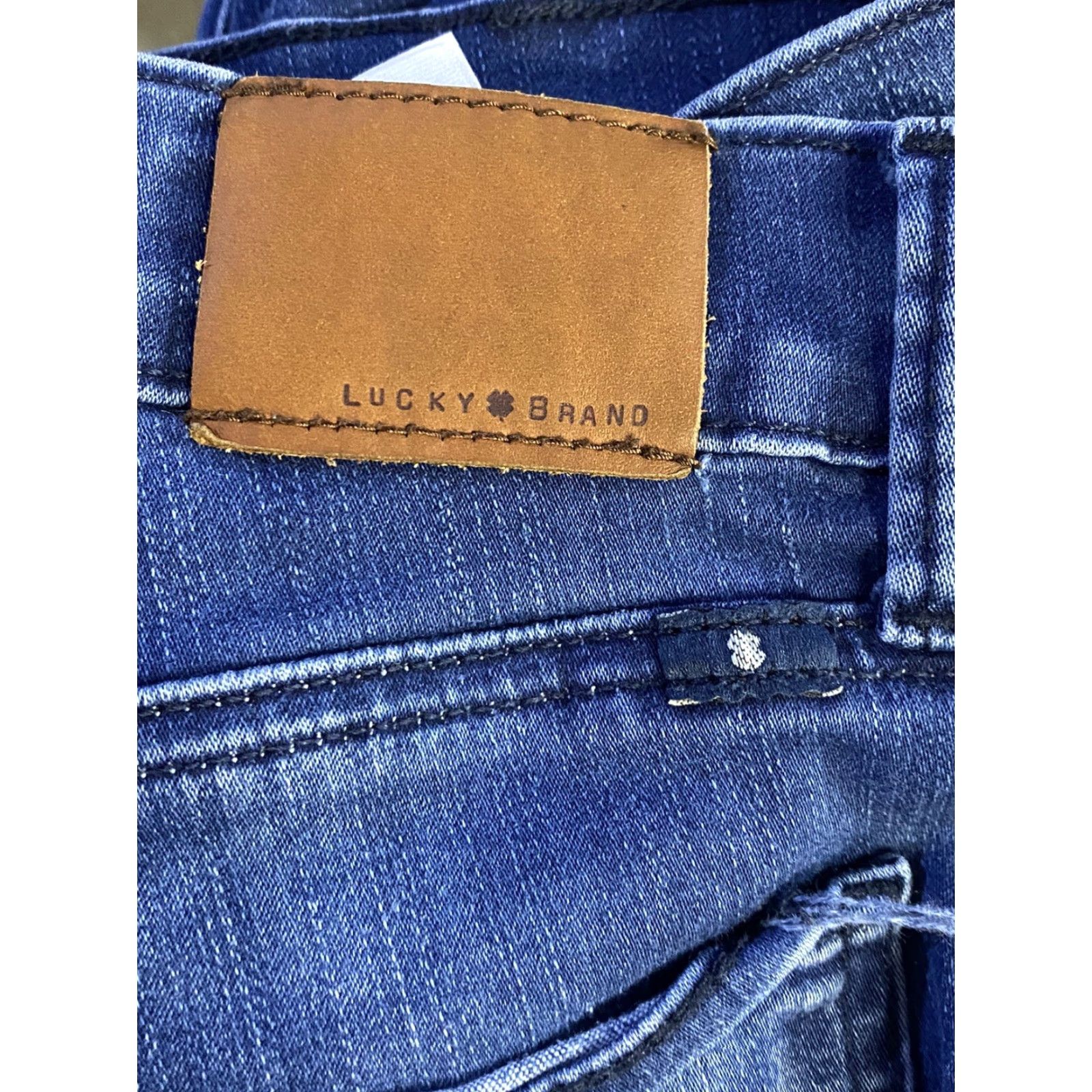 Lucky Brand Lucky Brand Brooke Legging Jean Womens Mid rise size 10 30x28 Blue Denim Skinny Womens Regular Jeans Tight Comfort Size 32" / US 10 / IT 46 - 5 Thumbnail