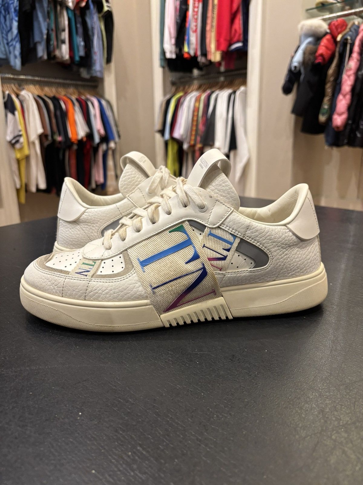 Valentino Valentino Low Top Sneakers Size US 9.5 / EU 42-43 - 2 Thumbnail