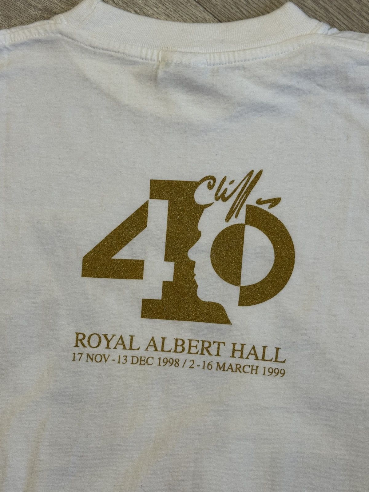 Band Tees 🔷Limited Vintage Cliff Richard 40th Anniversary T-shirt 90s🔷 Size US M / EU 48-50 / 2 - 7 Thumbnail