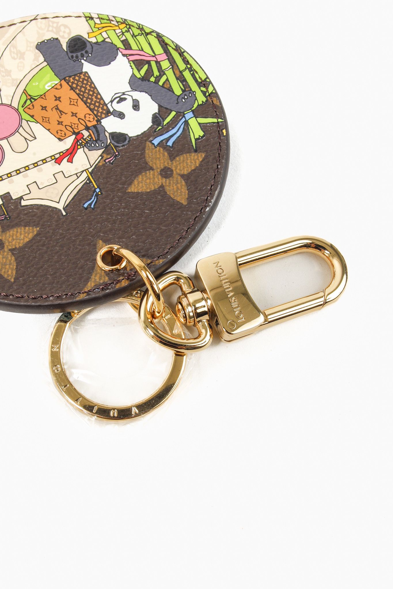 Louis Vuitton Louis Vuitton M00500 2021 Illustre Xmas Pte Cles Panda Size ONE SIZE - 4 Thumbnail