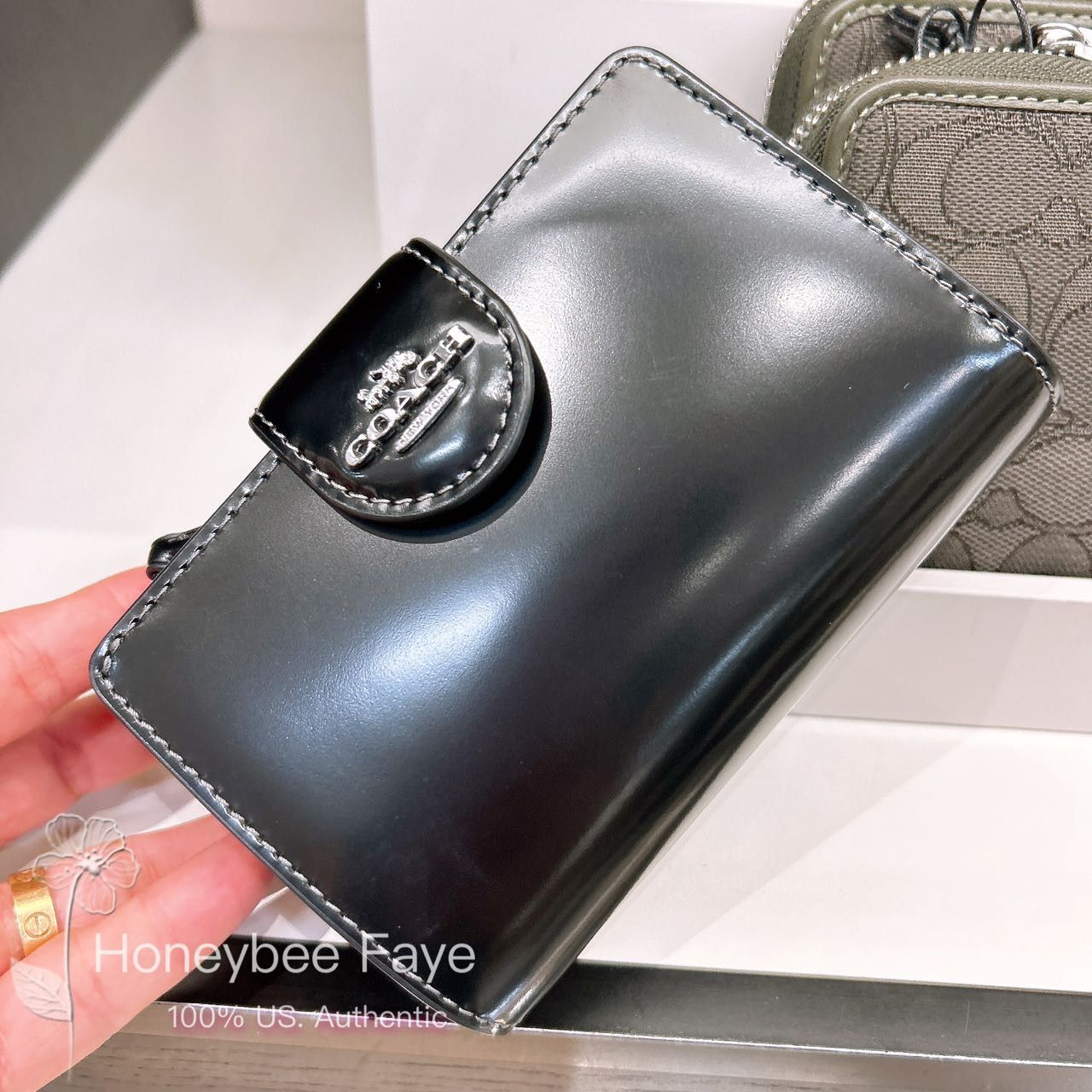 Coach Medium Corner Zip Wallet CW526 Size ONE SIZE - 2 Thumbnail