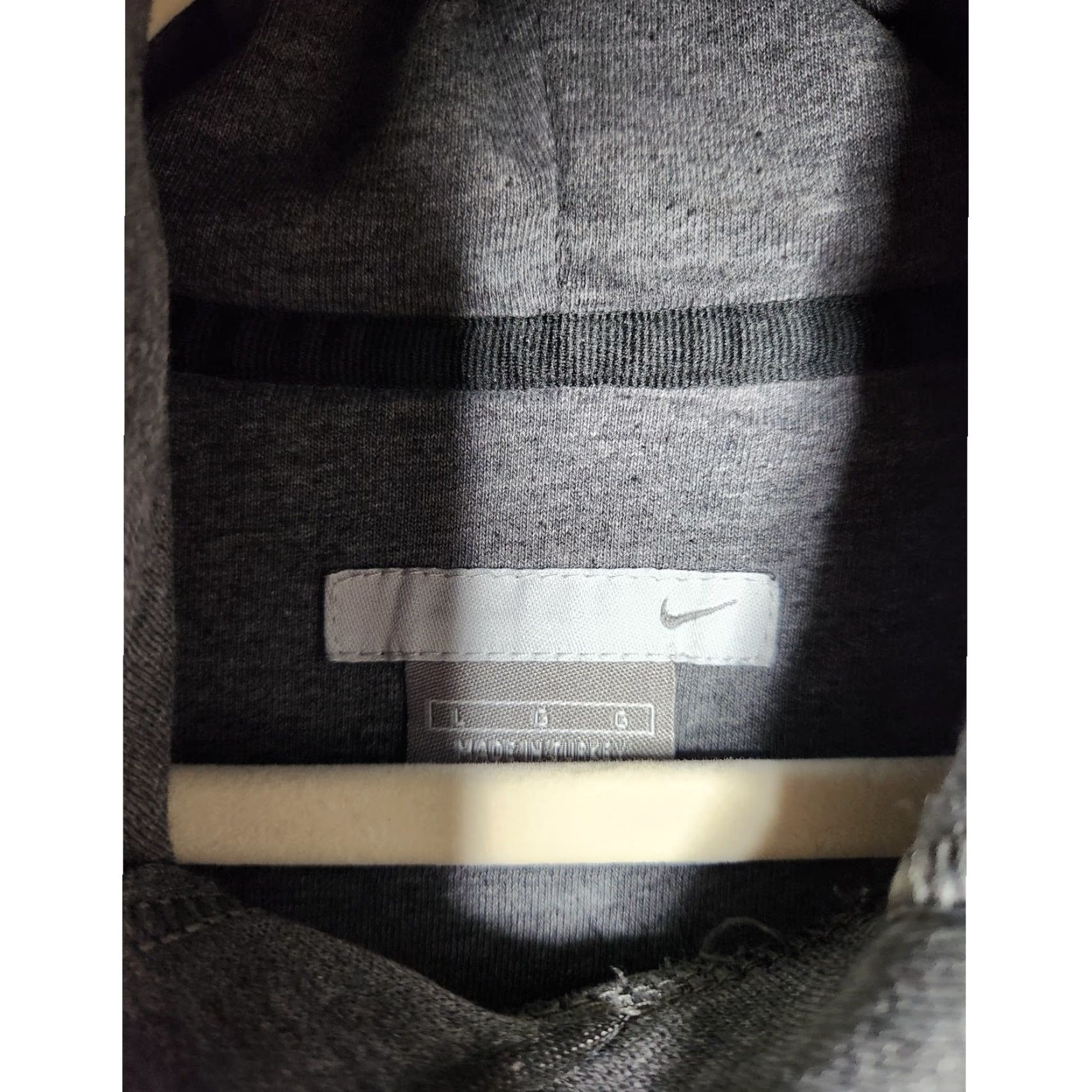 Nike VINTAGE Nike Swoosh Check Hoodie Gray Sweatshirt Pullover L Adults Unisex Distressed 90s 00s Size US L / EU 52-54 / 3 - 6 Thumbnail
