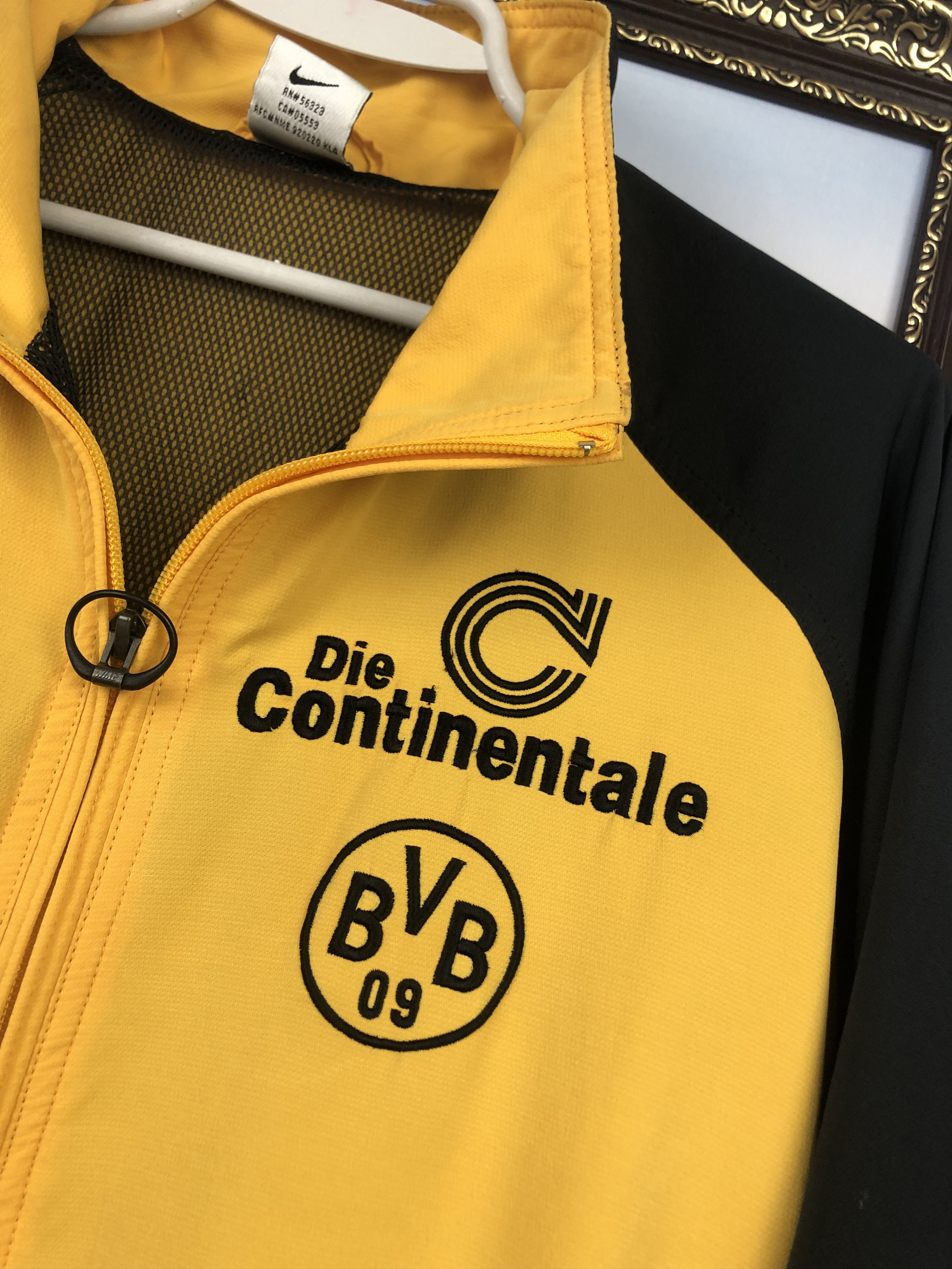 Nike × Vintage Vintage Nike Borussia Dortmund Football Jacket Soccer Track Size US M / EU 48-50 / 2 - 5 Thumbnail