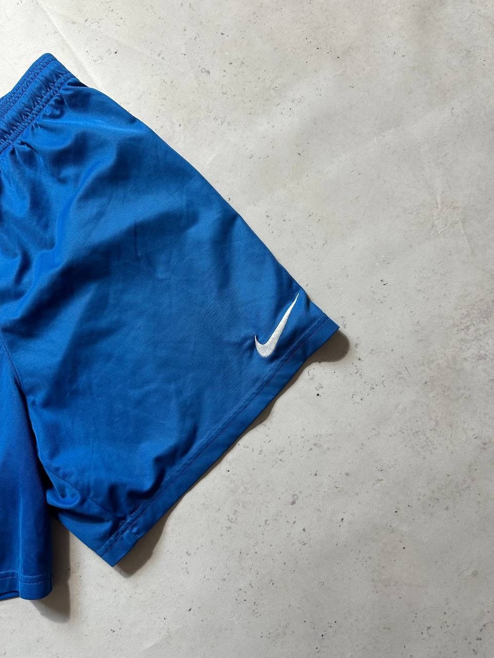 Nike × Vintage Vintage Nike Swoosh Nylon Shorts Y2K 32 Size US 32 / EU 48 - 2 Thumbnail
