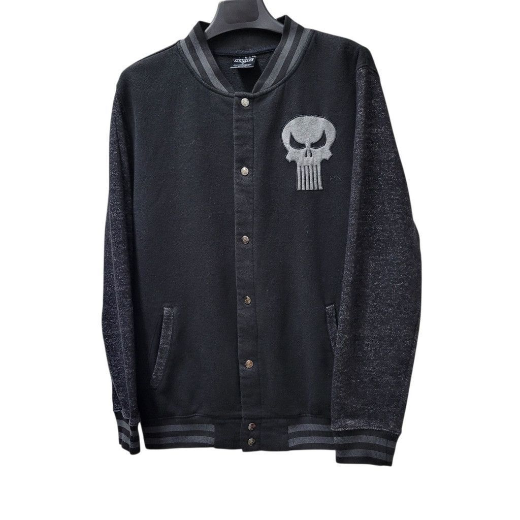 Marvel Comics Marvel Punisher Jacket Adult Medium BlackVarsity Snap Skull Size US M / EU 48-50 / 2 - 4 Thumbnail
