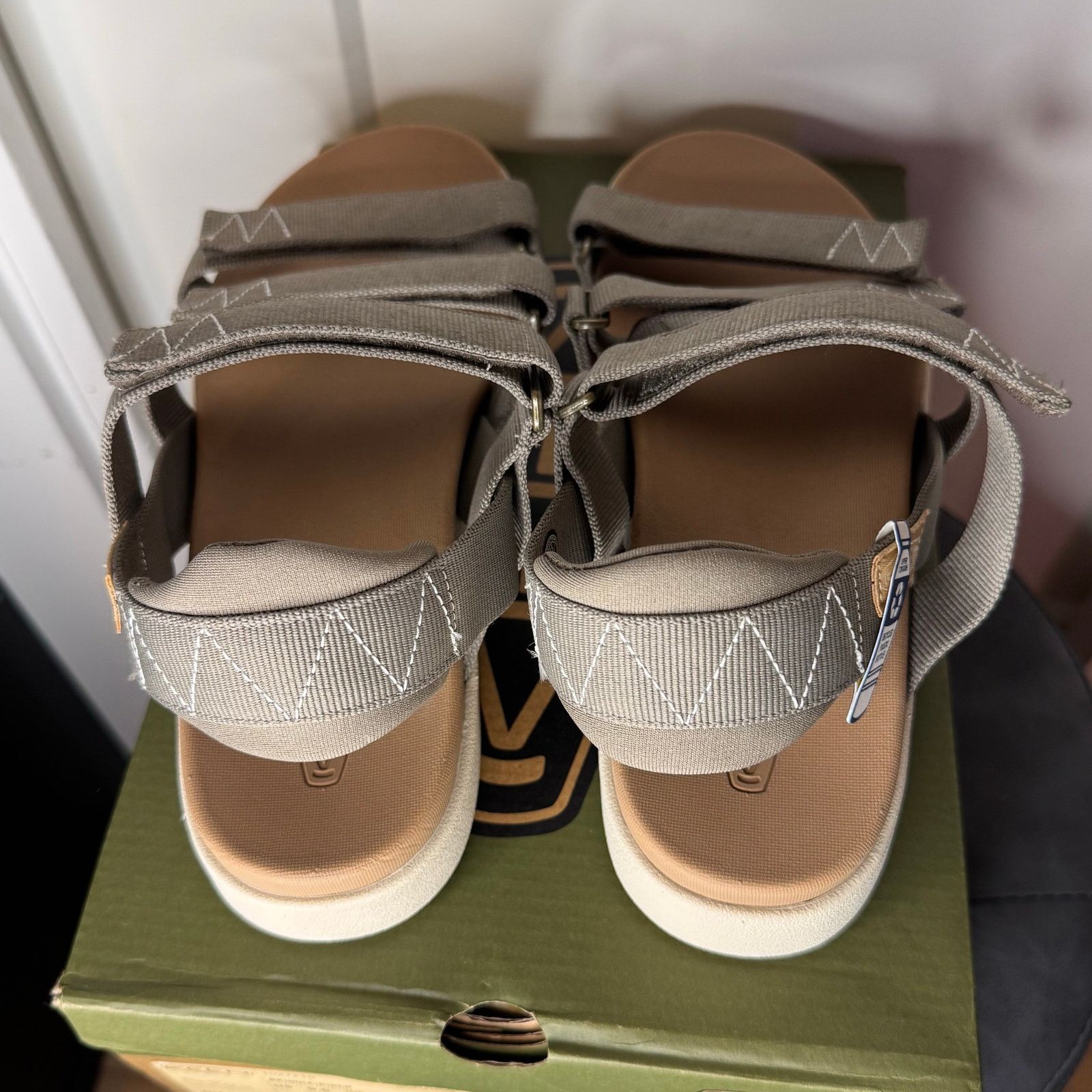 KEEN •NWT• KEEN Elle STRAPPY Sandal • US 9.5W #1027210 BRINDLE Size US 9.5 / IT 39.5 - 3 Thumbnail