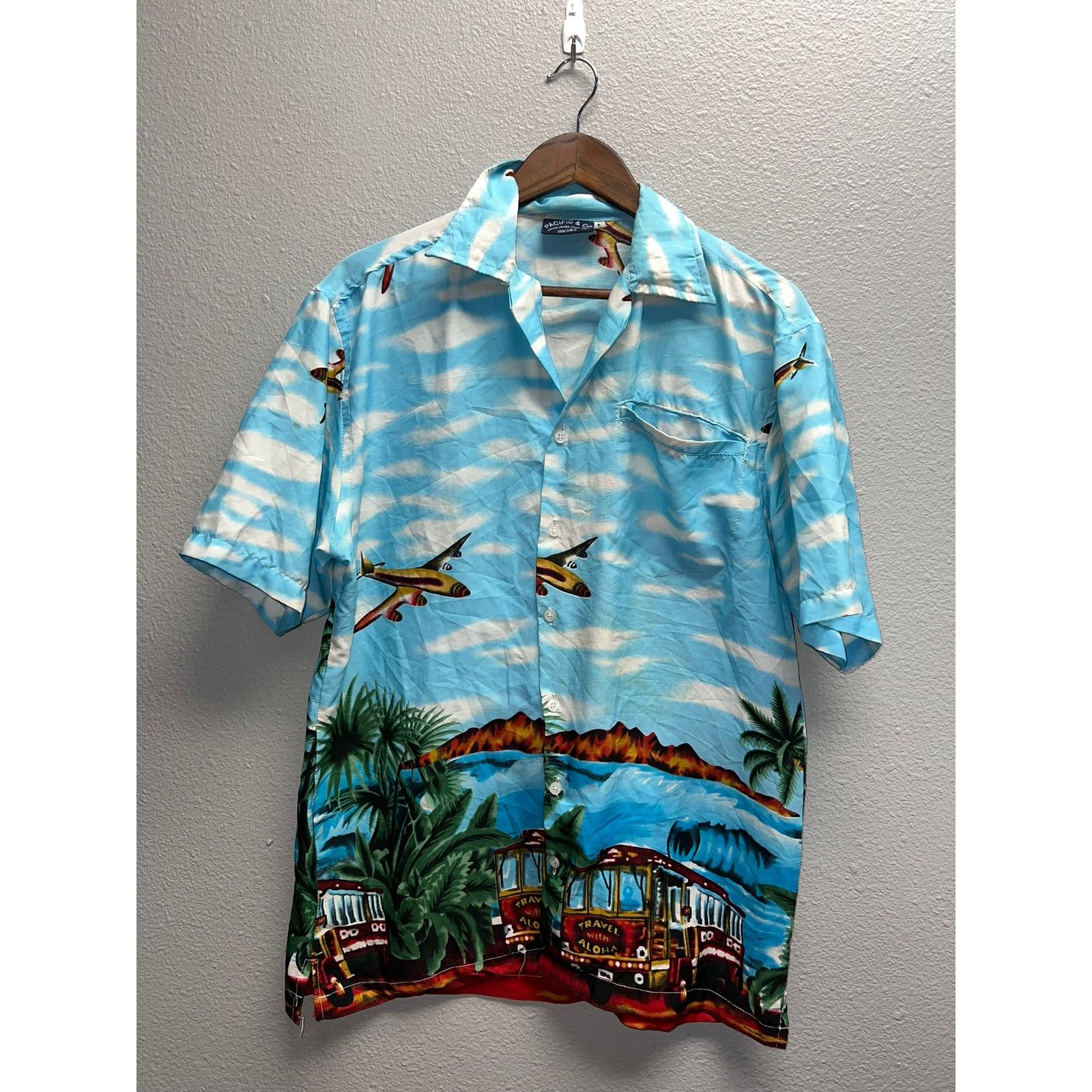Pacific and Co. Travel With Aloha Hawaiian Plane Volcano Button Down Shirt S Size US S / EU 44-46 / 1 - 1 Thumbnail