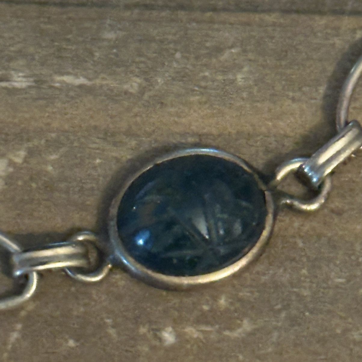 Vintage Vintage gold tone scarab bracelet Size ONE SIZE - 6 Thumbnail