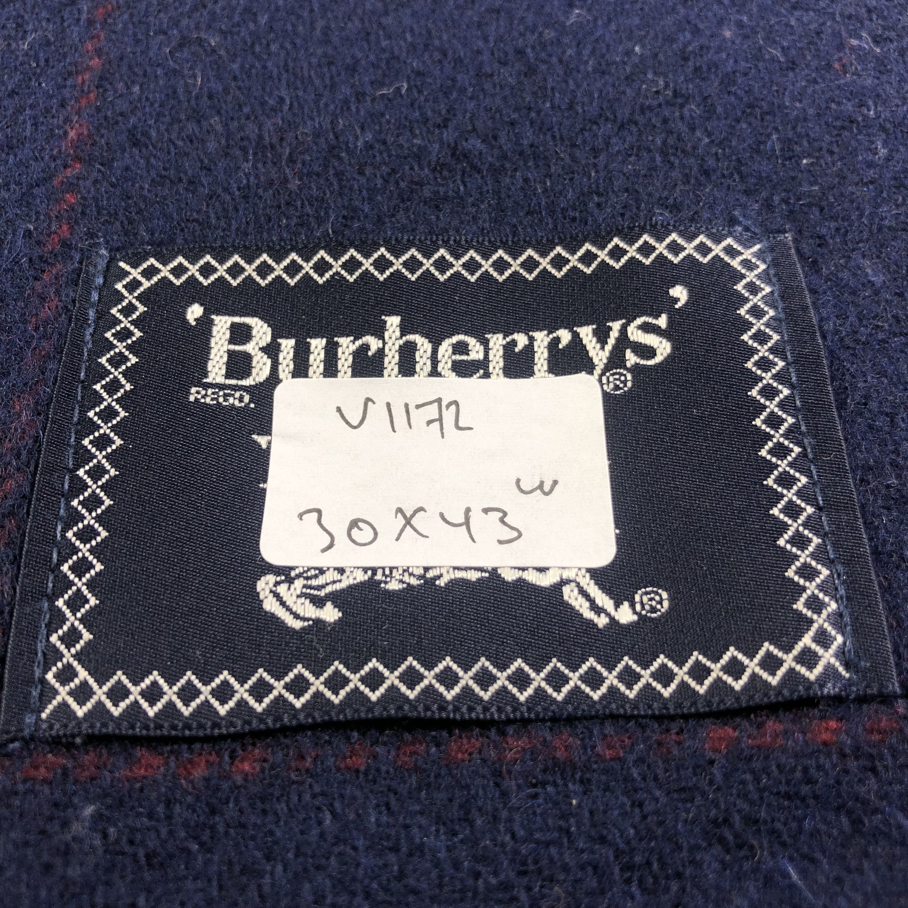 Burberry Burberrys Oversized Wool Wrap Rug Scarf Muffler V1172 Size ONE SIZE - 7 Thumbnail