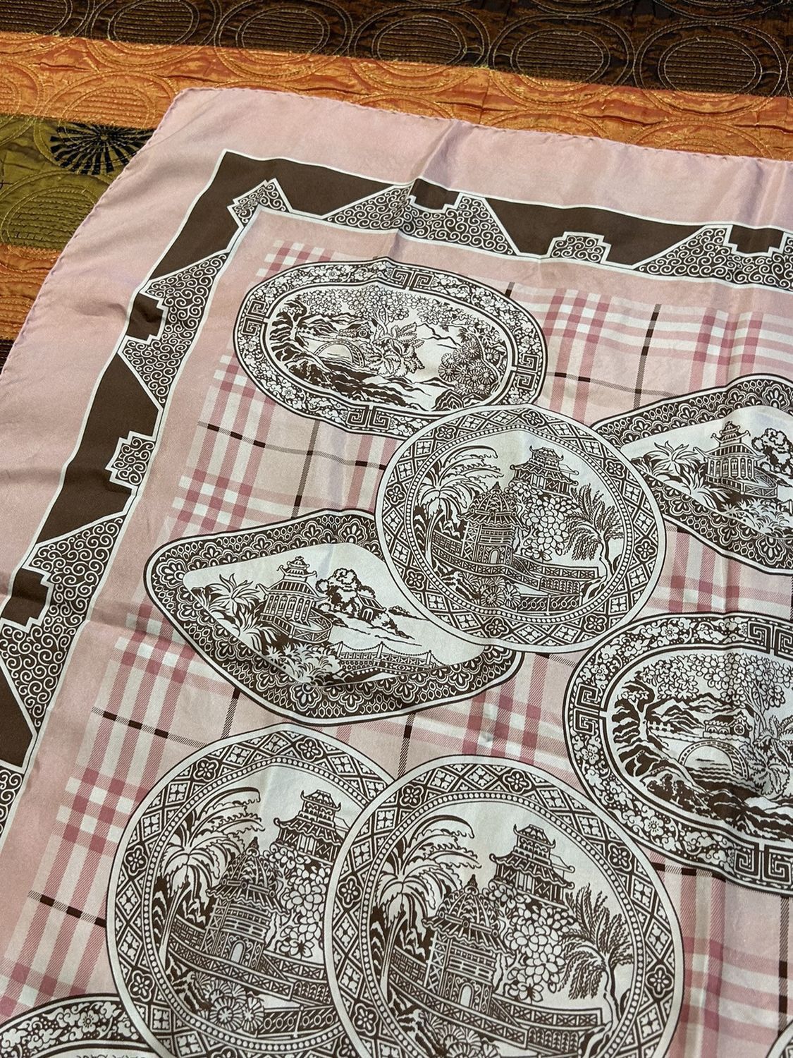 Burberry 80s Vintage Burberrys Very Rare Asian Art Silk Scarf Size ONE SIZE - 5 Thumbnail