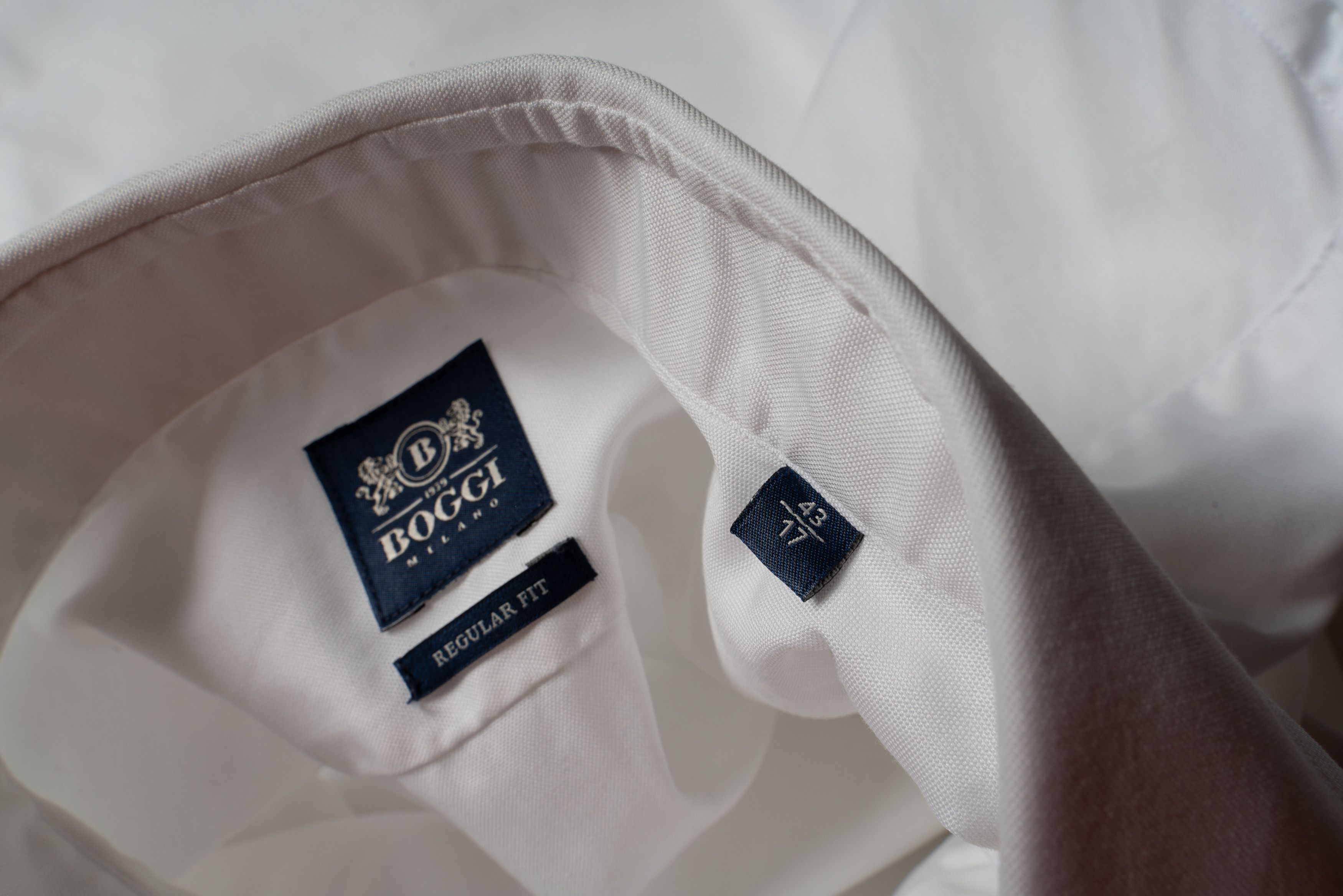 Boggi 🔵 BOGGI MILANO White Cotton Button Up shirt Size US L / EU 52-54 / 3 - 10 Thumbnail