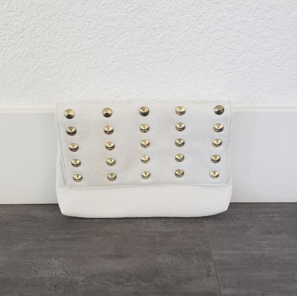 Forever 21 White Gold Studded F21 Mini Clutch Size ONE SIZE - 1 Thumbnail