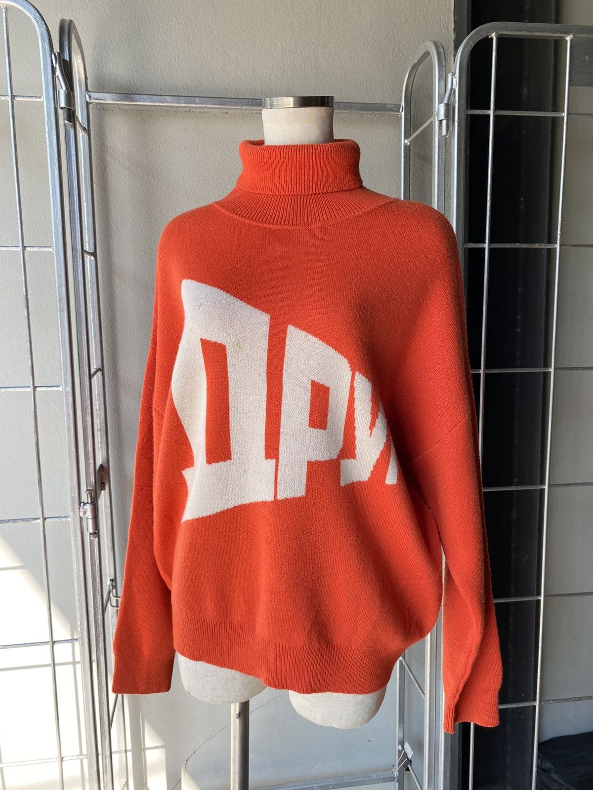 Gosha Rubchinskiy ГОША РУБЧИНСКИЙ Orange Logo Turtleneck Size S / US 4 / IT 40 - 17 Thumbnail