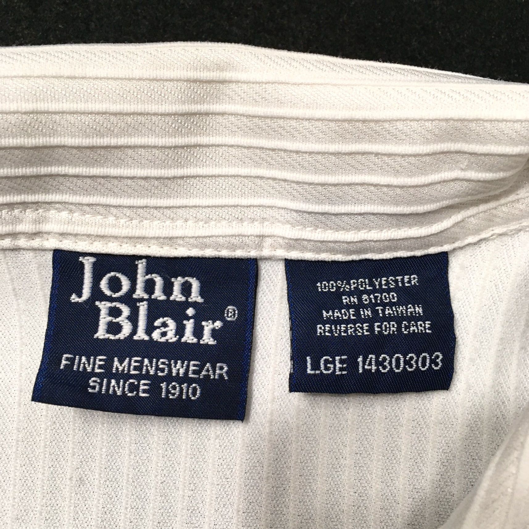 Blair VINTAGE John Blair Shirt Mens L White Disco Zip Front Short Sleeve Polo 100% Polyester Size US L / EU 52-54 / 3 - 2 Thumbnail