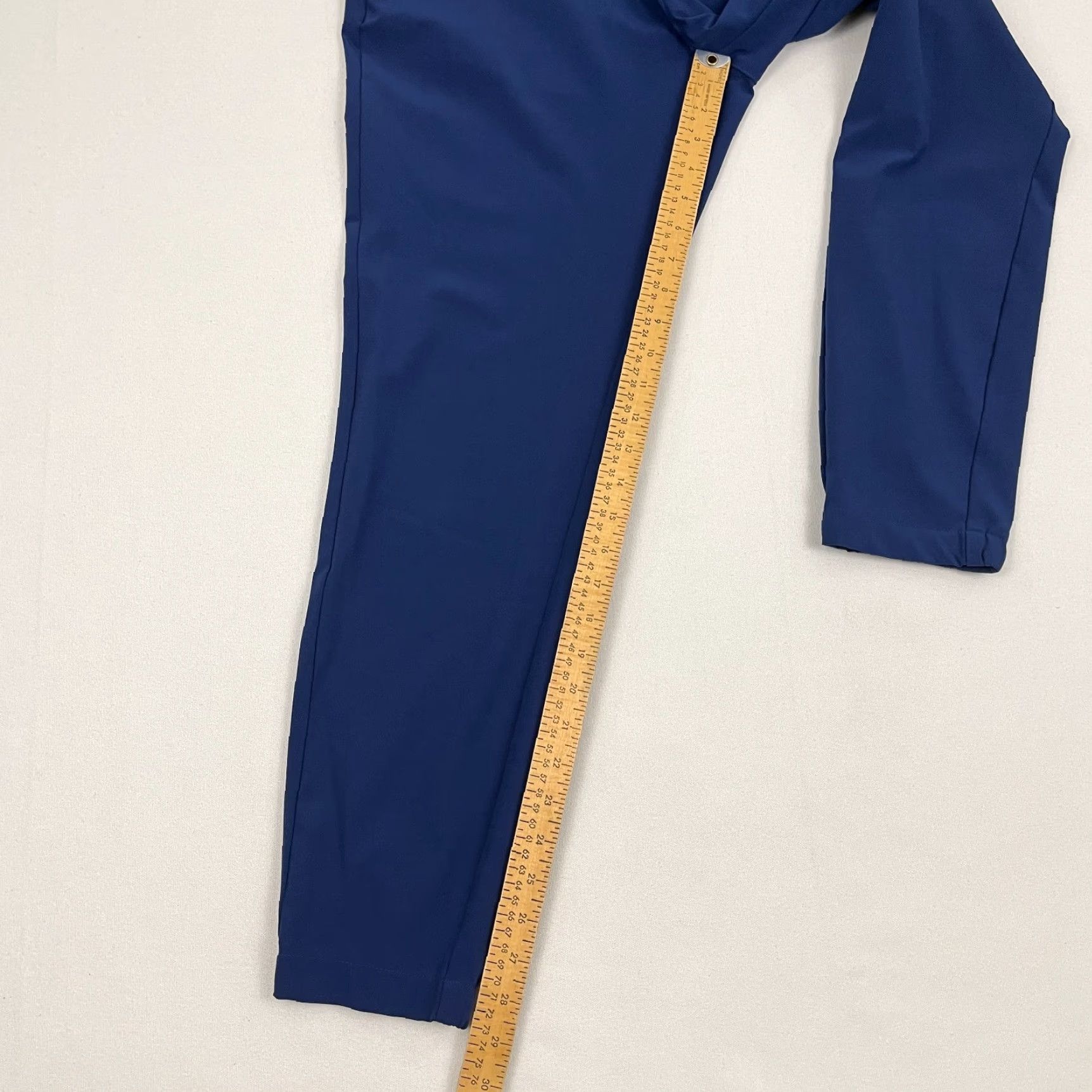 Mizzen+Main Mizzen + Main Helmsman Pants Mens 32 x 29 Slim Tapered Jogger Stretch Casual Blue polyester blend Denim? No. Size US 32 / EU 48 - 6 Thumbnail