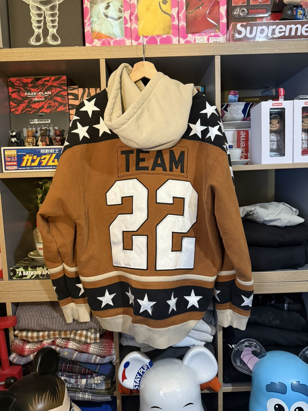 Supreme Supreme Brown Hockey Hoodie FW22 Size US L / EU 52-54 / 3 - 2 Thumbnail