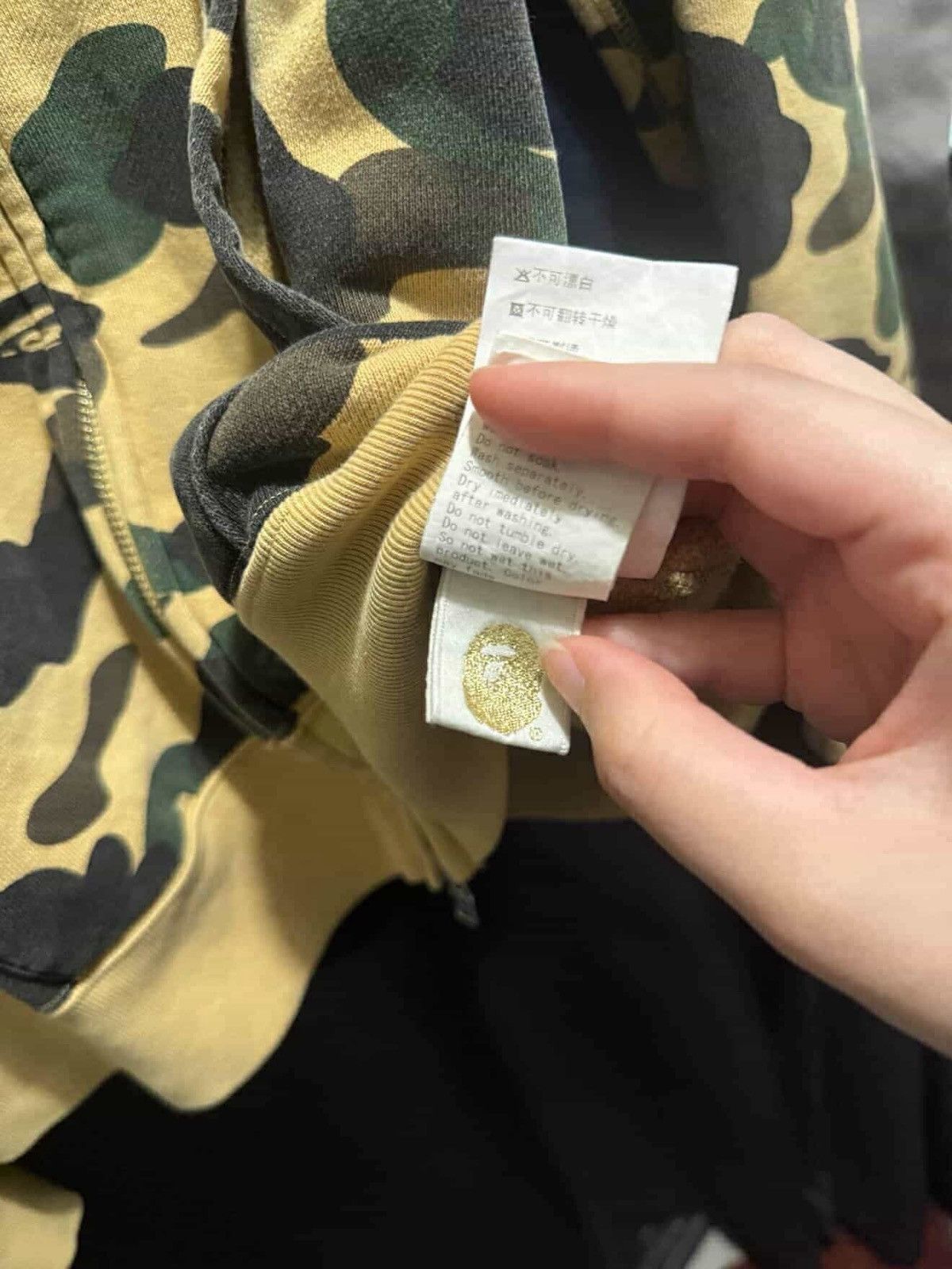 Bape Bape 1st. Camo full Zip hoodie Size US L / EU 52-54 / 3 - 3 Thumbnail