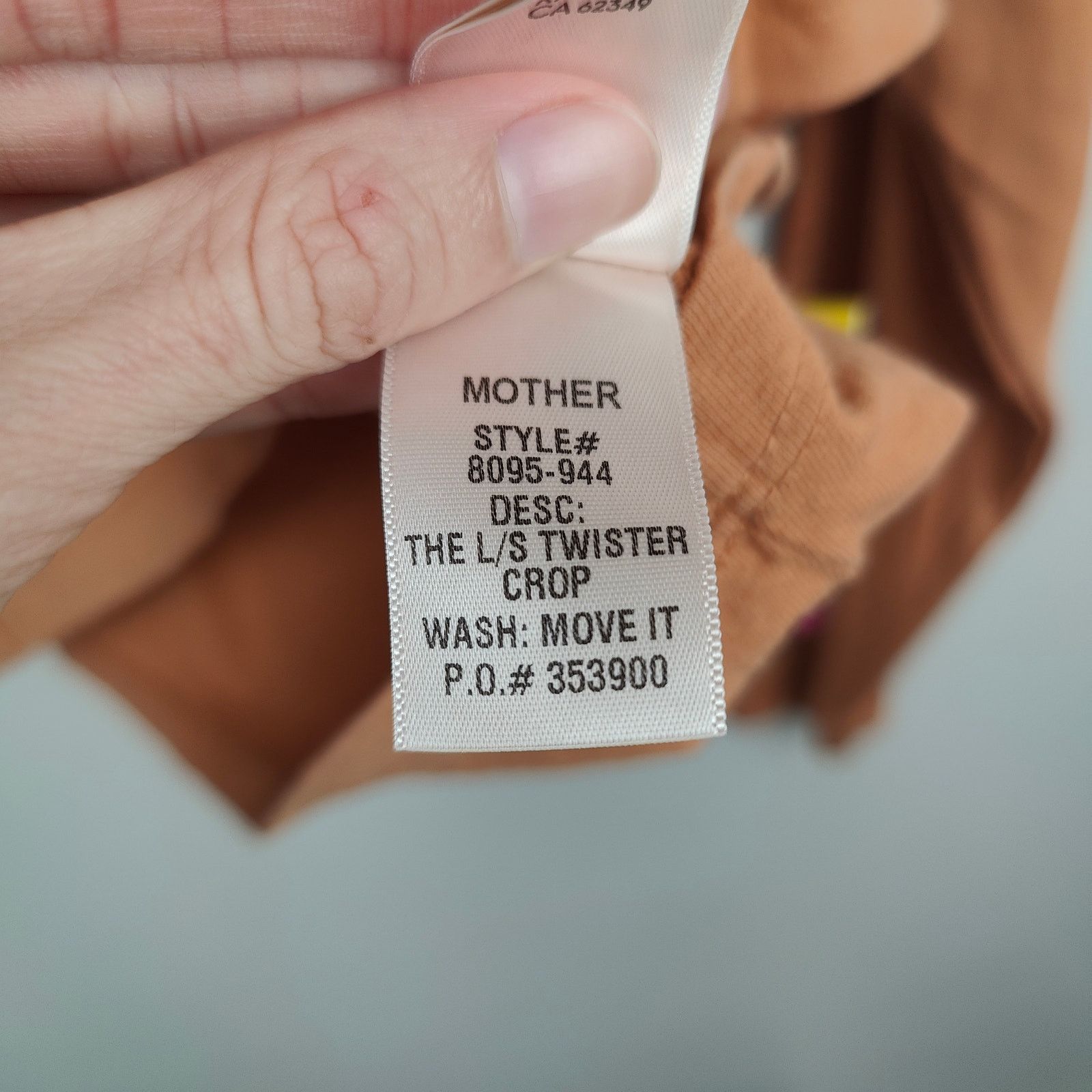 MOTHER Mother The Long Sleeve Twister Crop Tee Womens XS NWT Size XS / US 0-2 / IT 36-38 - 8 Thumbnail