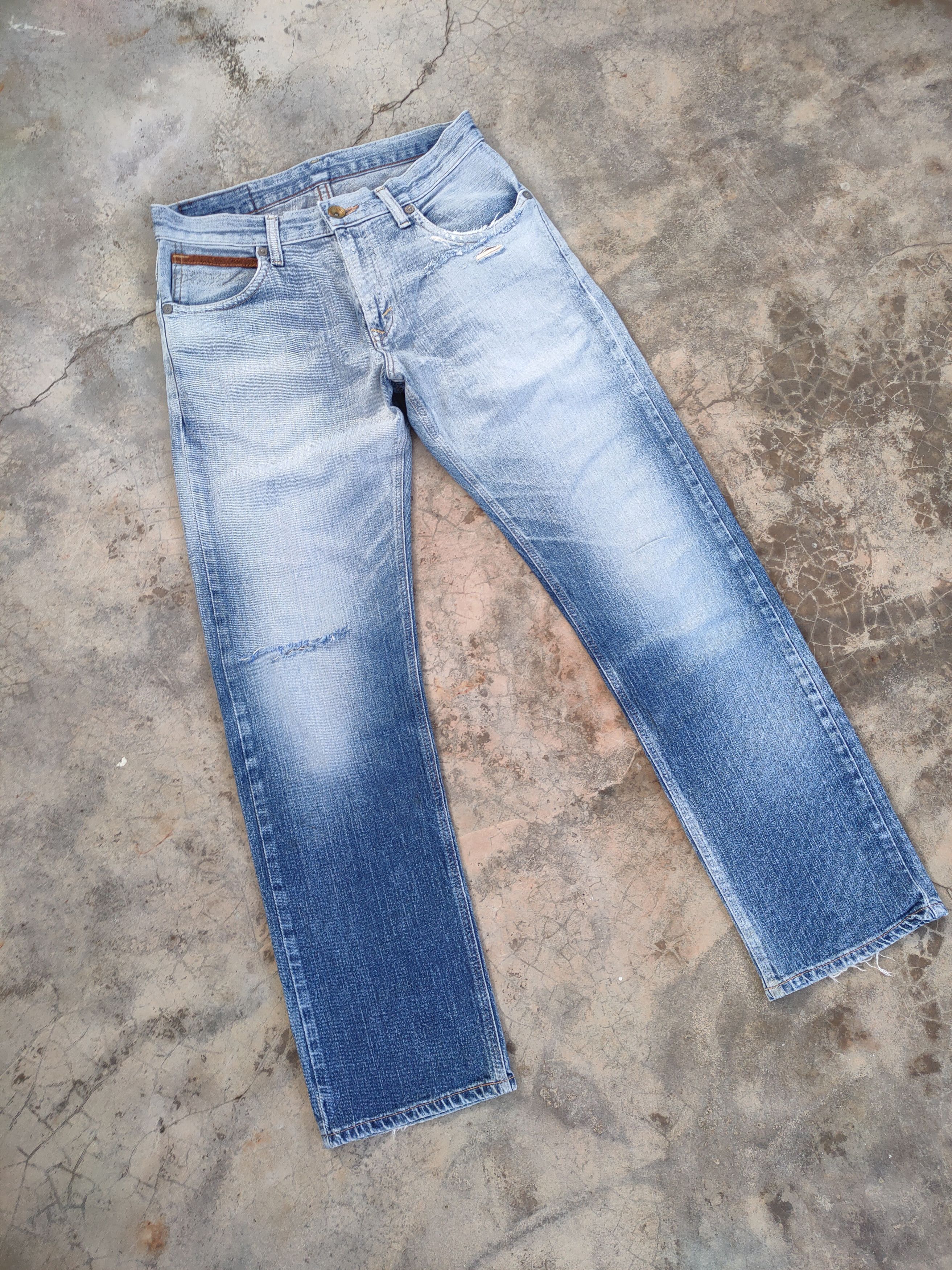 Edwin VINTAGE FADED EDWIN MUD WASHED RIPPEP JEAN DENIM PANTS Size US 33 - 4 Thumbnail