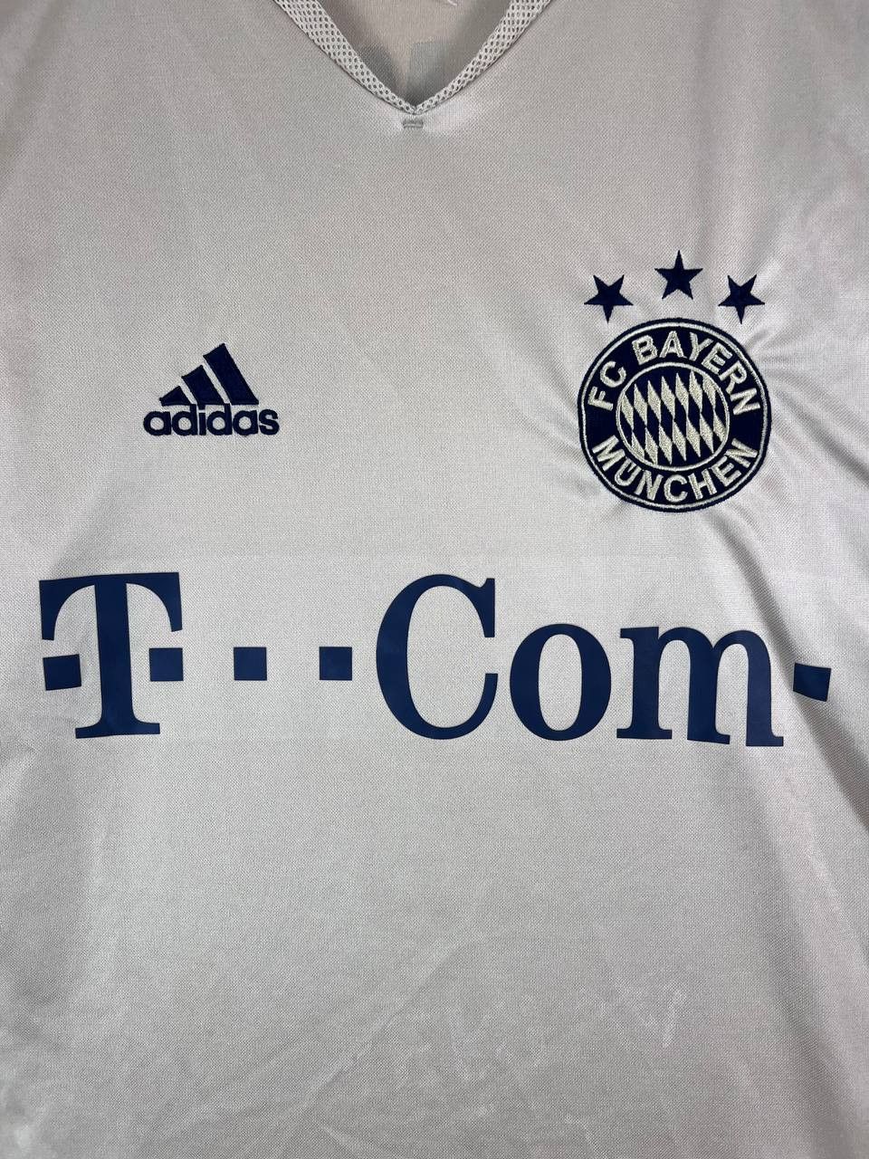 Adidas Bayern Munich 2004 Away Shirt Adidas 369180 Football Size M Size US L / EU 52-54 / 3 - 2 Thumbnail
