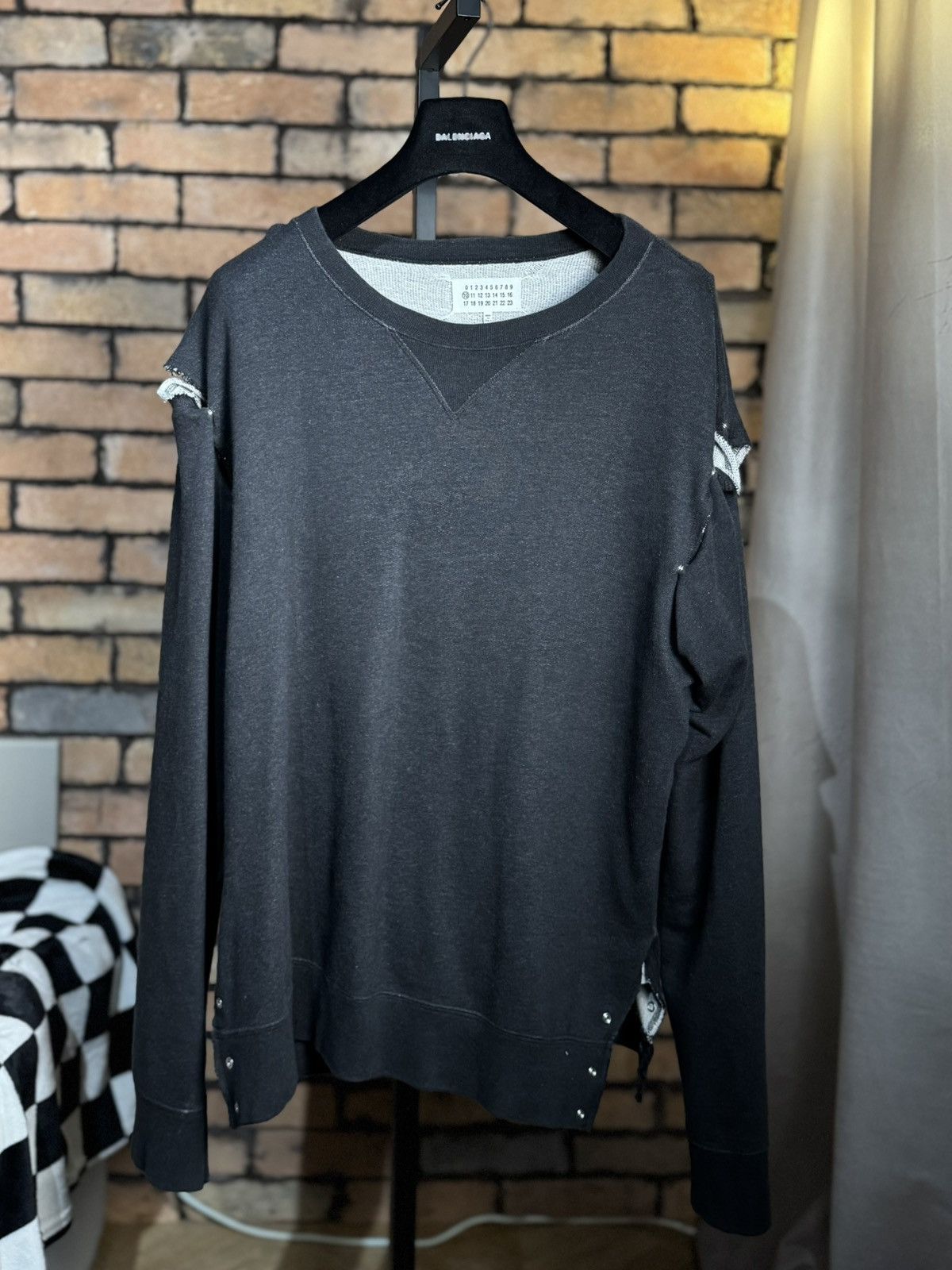 Maison Margiela SS17 OVERSIZED RARE MARGIELA PULLOVER SWEATSHIRT SWEATER Size US L / EU 52-54 / 3 - 1 Thumbnail