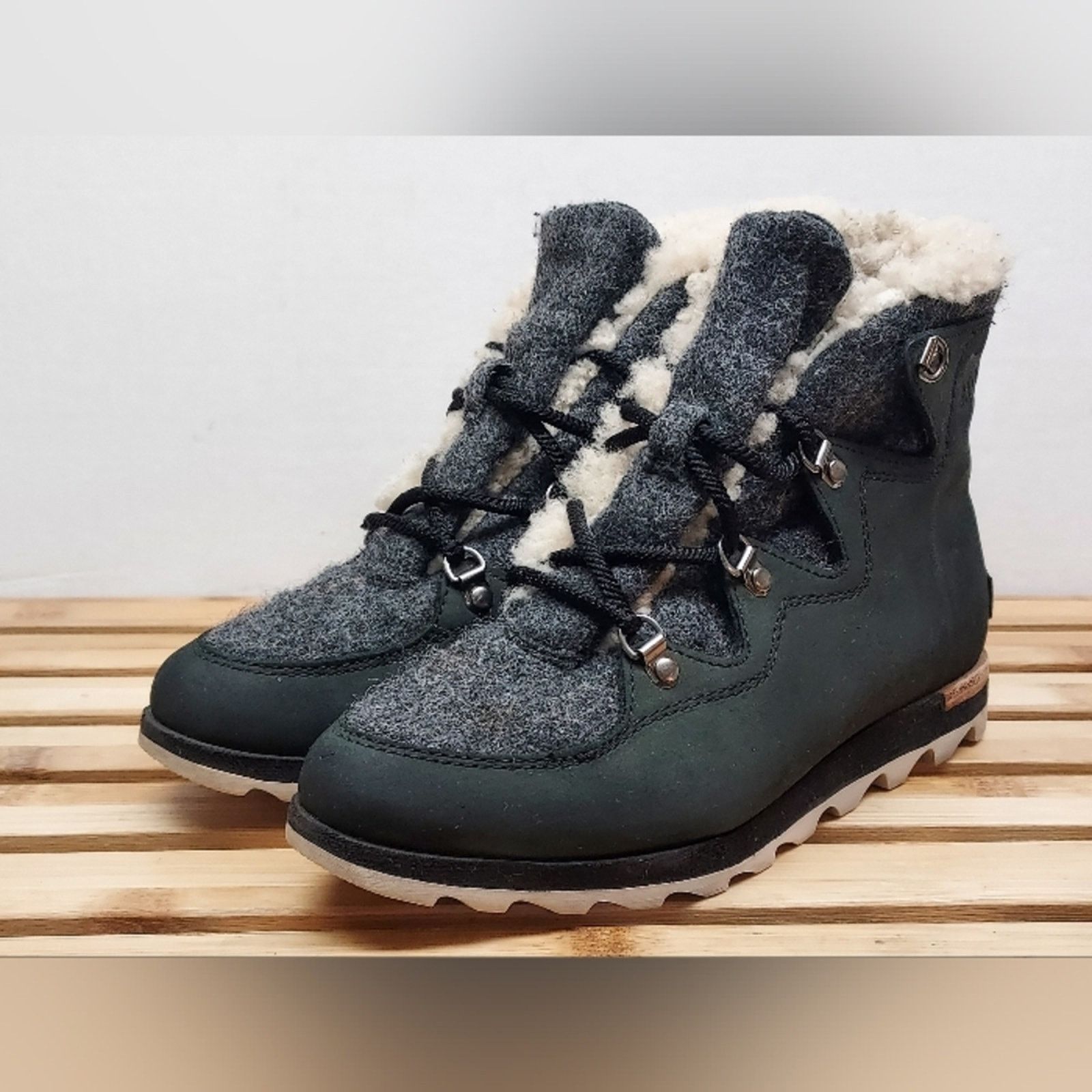 SOREL SOREL Womens Black Dark Stone Sneakchic Alpine Boots Size 8 Size US 8 / IT 38 - 2 Thumbnail