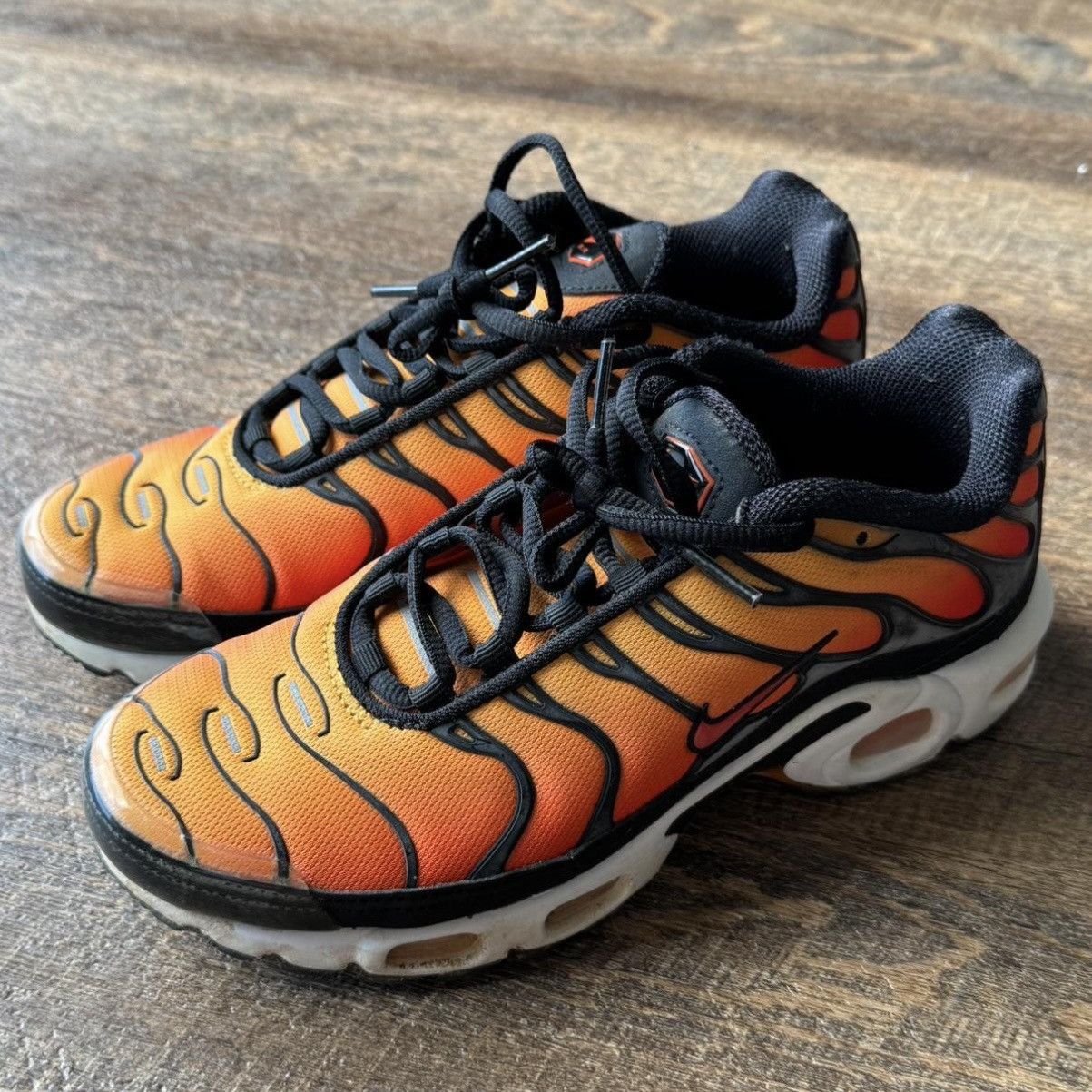Nike nike air max plus 'sunset' Size US 5.5 / EU 38 - 1 Thumbnail