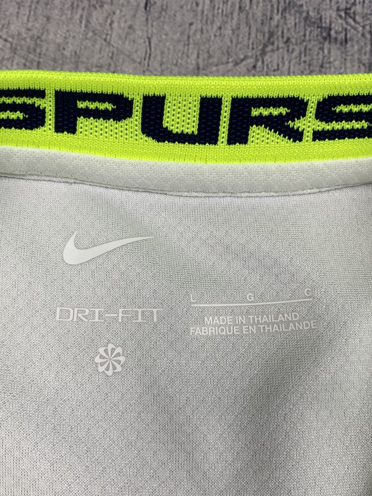 Nike Nike Tottenham Hotspur 2022/23 Home Jersey Size US L / EU 52-54 / 3 - 13 Thumbnail
