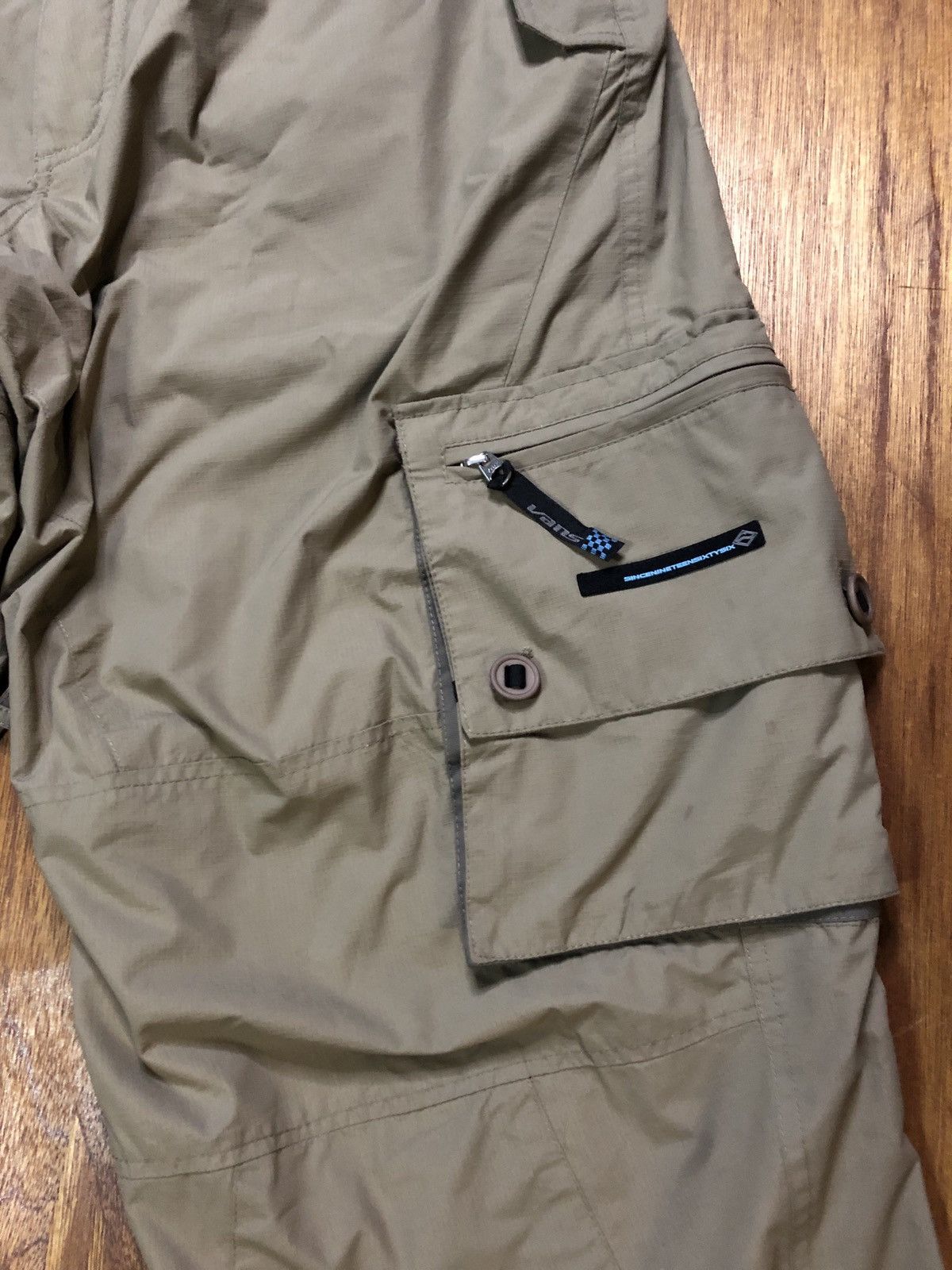 Vans Vintage Vans Snowboarding Tactical Cargo Pants Size US 30 / EU 46 - 8 Thumbnail