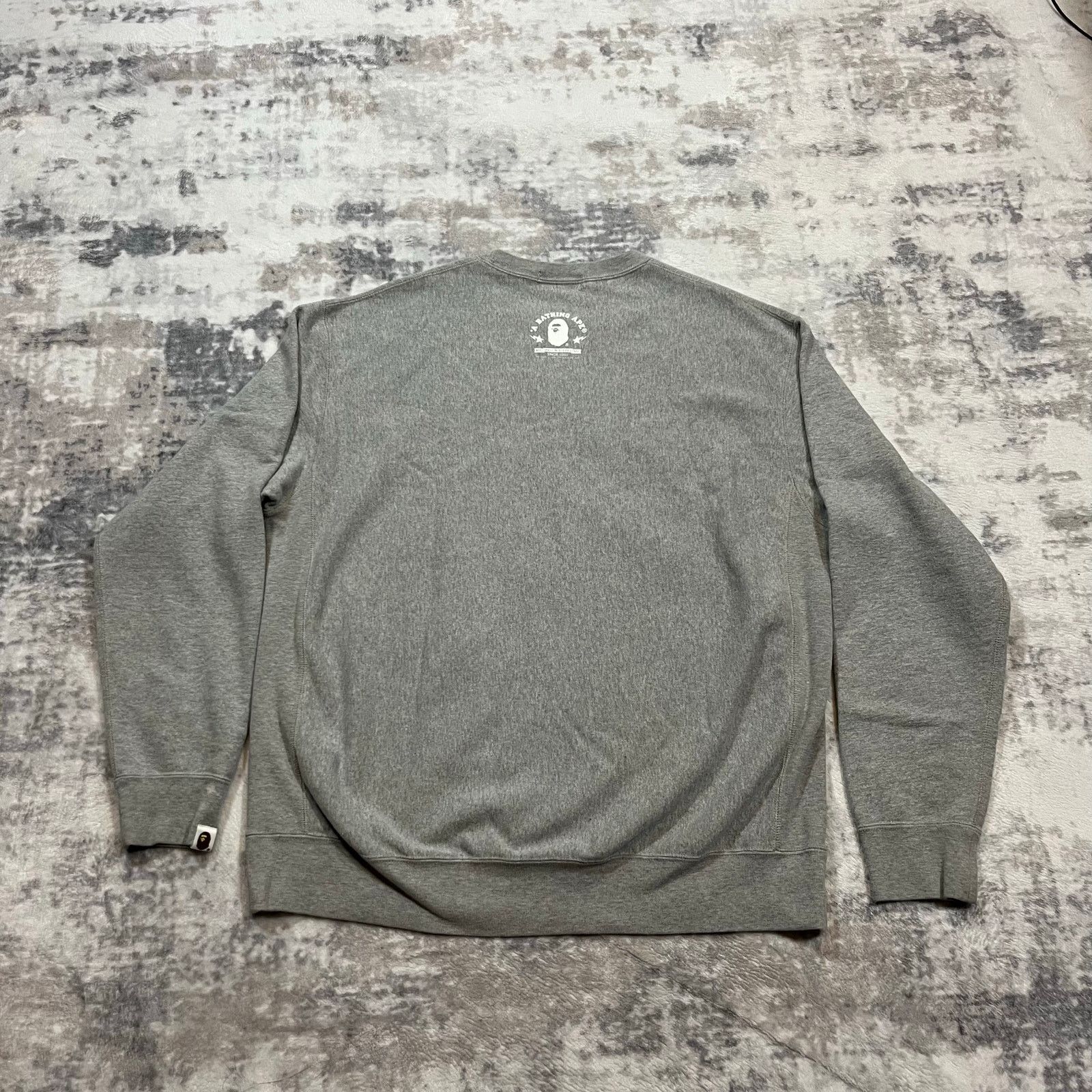 Bape × Nigo Authentic Bape 2003 Baby Milo Crewneck XL Size US XL / EU 56 / 4 - 4 Thumbnail