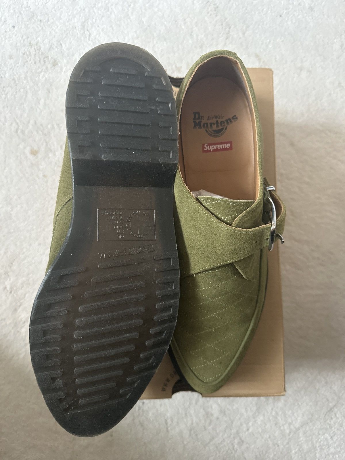 Dr. Martens × Supreme Dr Martins x Supreme Suede Rousden II Olive Green UK9 SS2017 Size US 9 / EU 42 - 6 Thumbnail