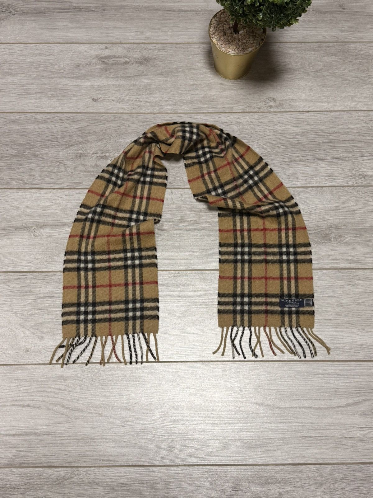 Burberry Burberry cashmere check wool scarf Size ONE SIZE - 1 Thumbnail