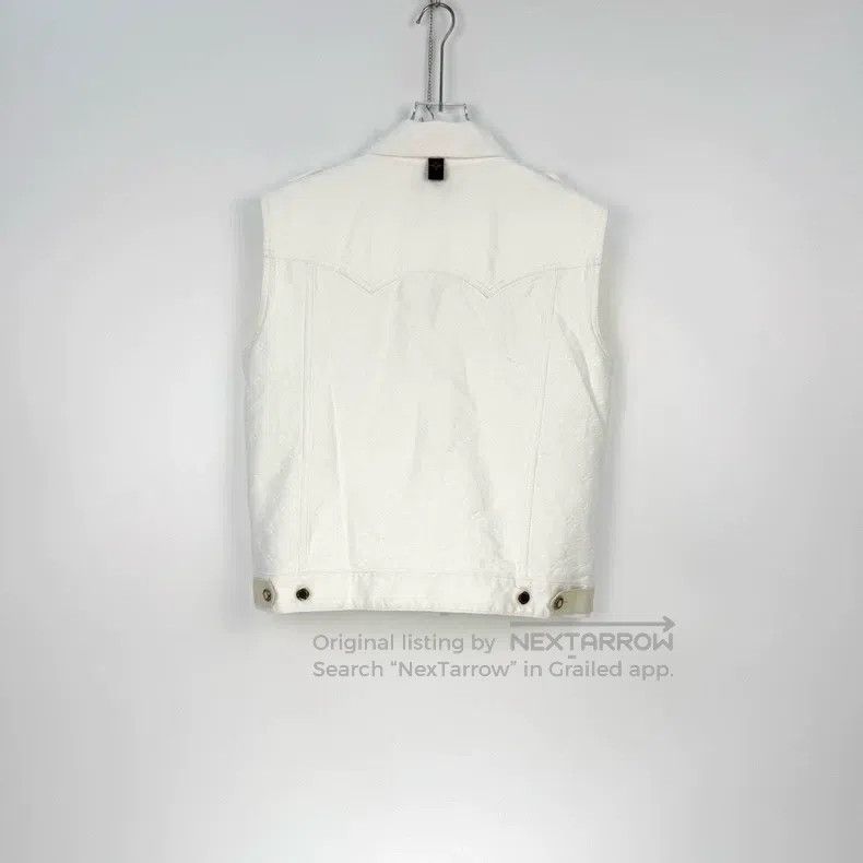 Louis Vuitton Louis Vuitton White dark lines full logo denim vest Size XS / US 0-2 / IT 36-38 - 4 Thumbnail